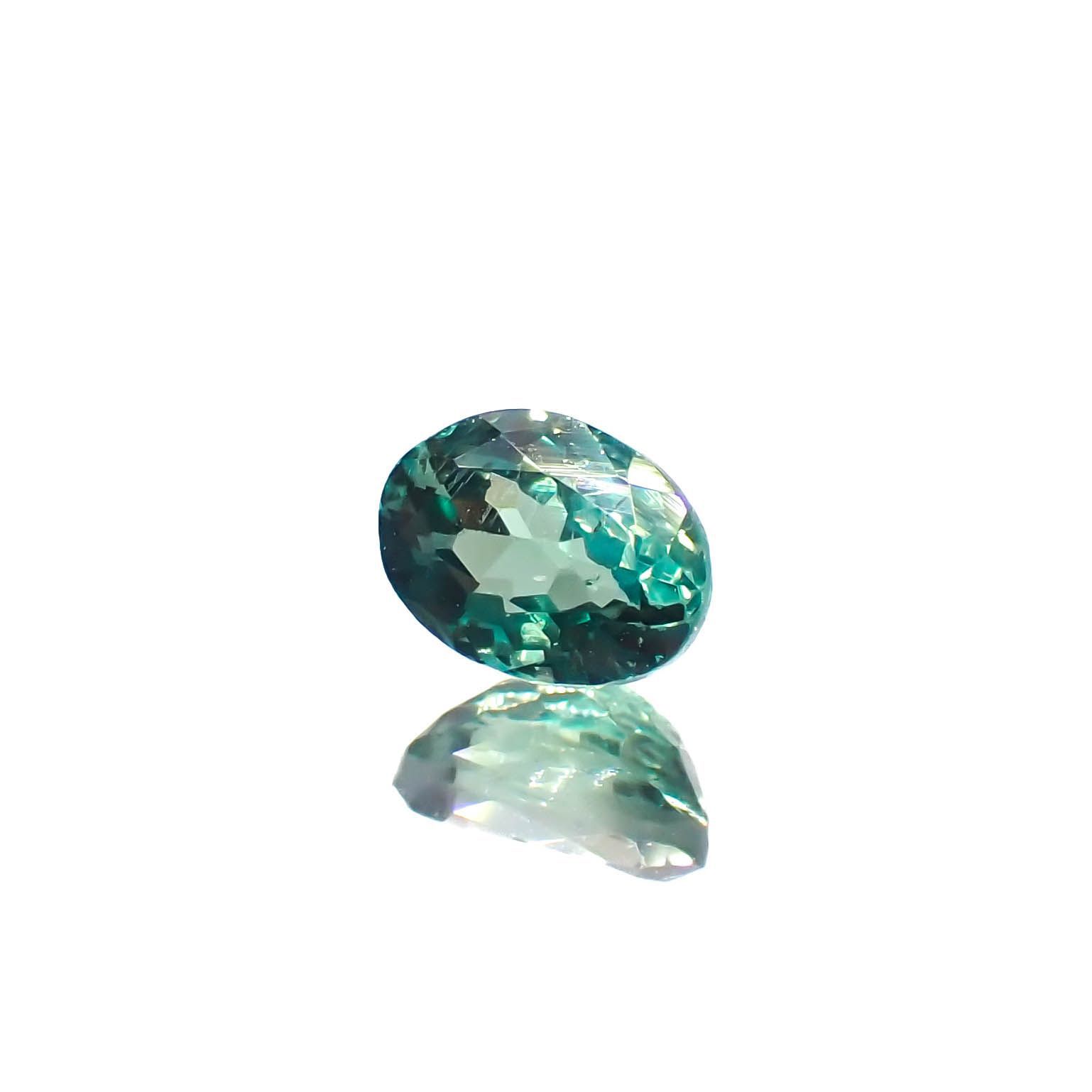 アレキサンドライト(宝石名アレキサンドライト)インド産 0.44ct 識別済[230120266]4.8x3.5mm前後