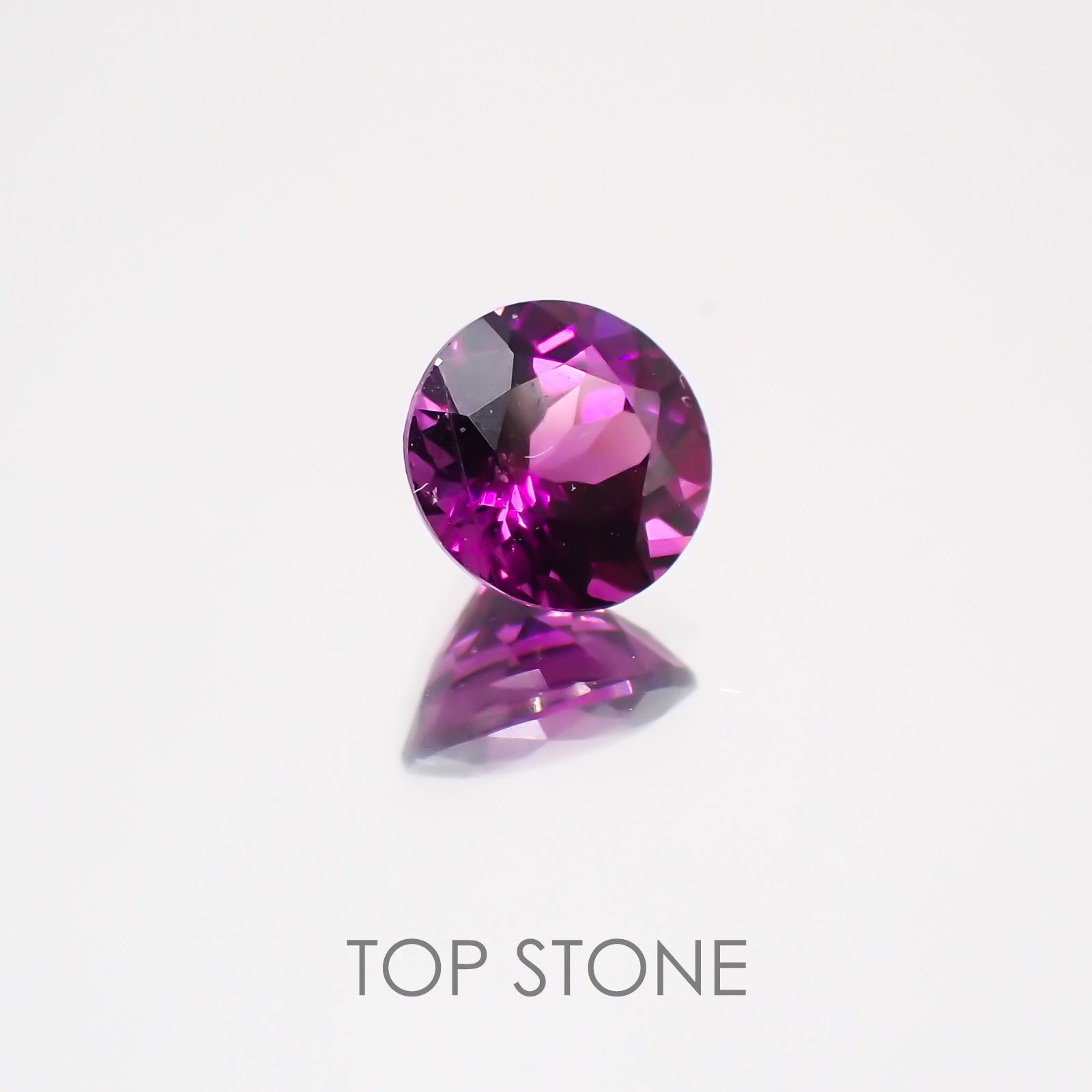 グレープガーネット ブラジル産 ルース 0.66ct[21059699]5×5mm前後