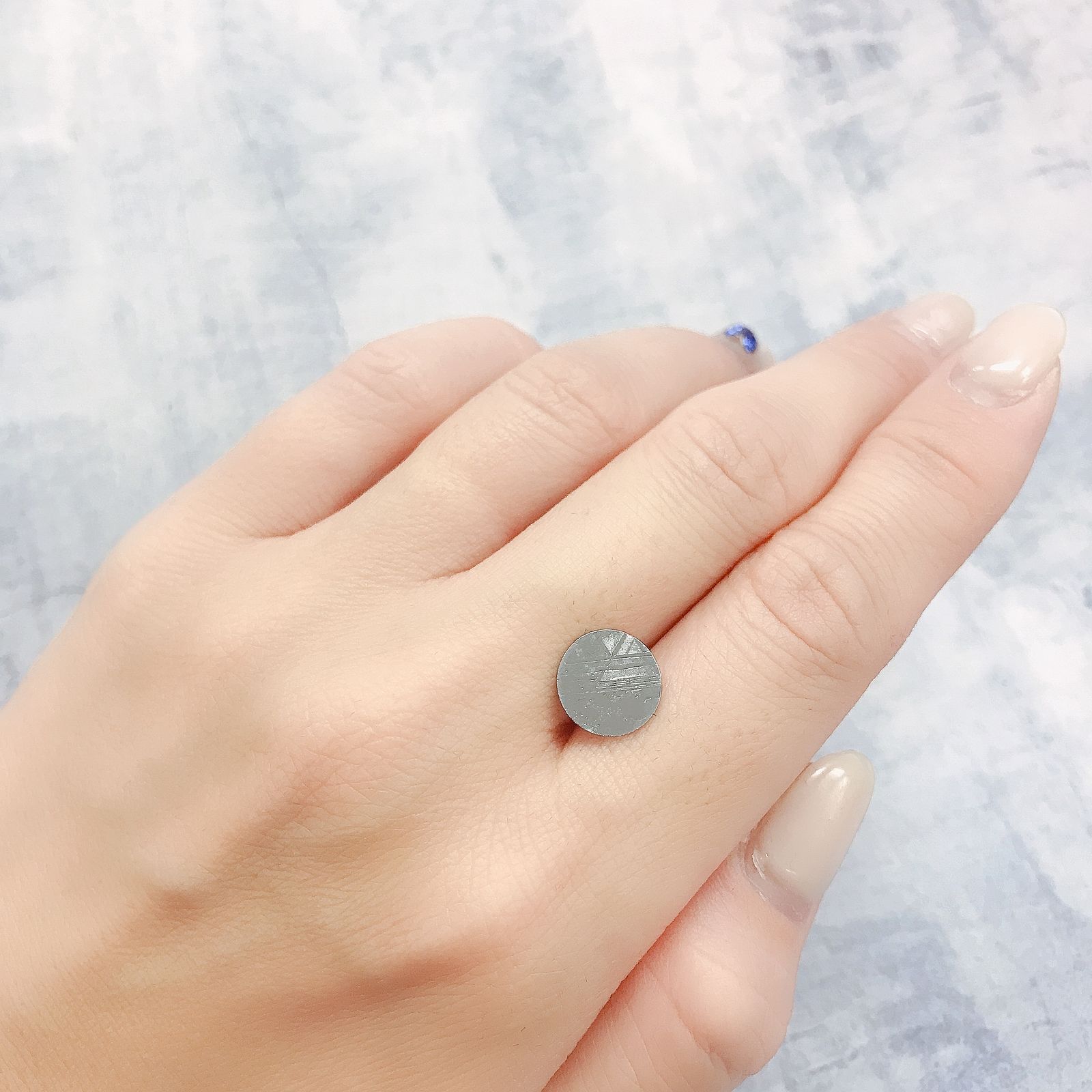 アルタイ隕石 発見地：中国 1.70ct[220616124]10x10mm前後