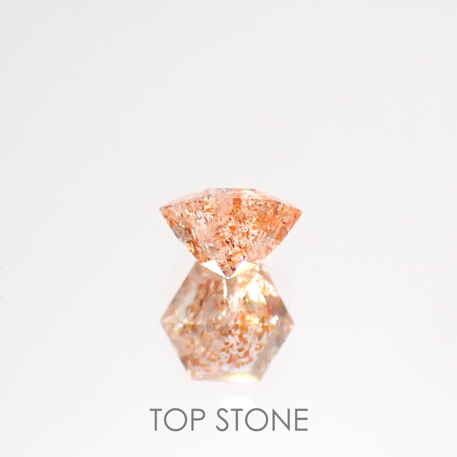 ◇ヘキサゴンカット◇イリュージョンサンストーン インド産 0.58ct[220115487]5.1x5mm前後