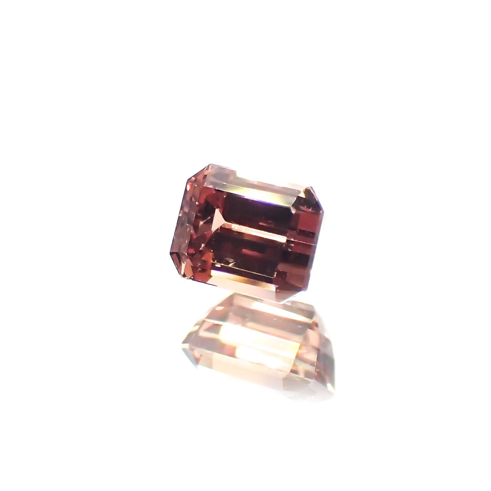 バイカラーサファイア(宝石名バイカラー・サファイア) マダガスカル/タンザニア産 0.30ct 識別済[210912493]3.6×2.9mm前後