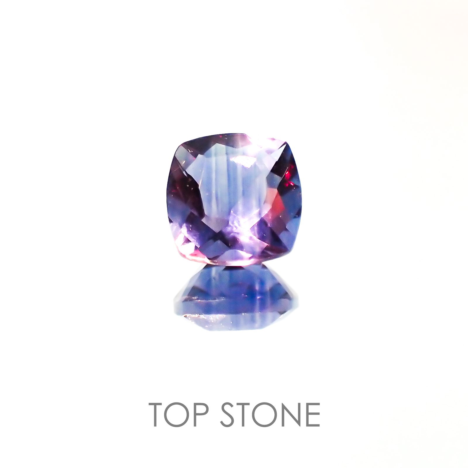カラーチェンジフローライト ブラジル産 ルース 1.22ct[20117796]6.2×6.1mm前後