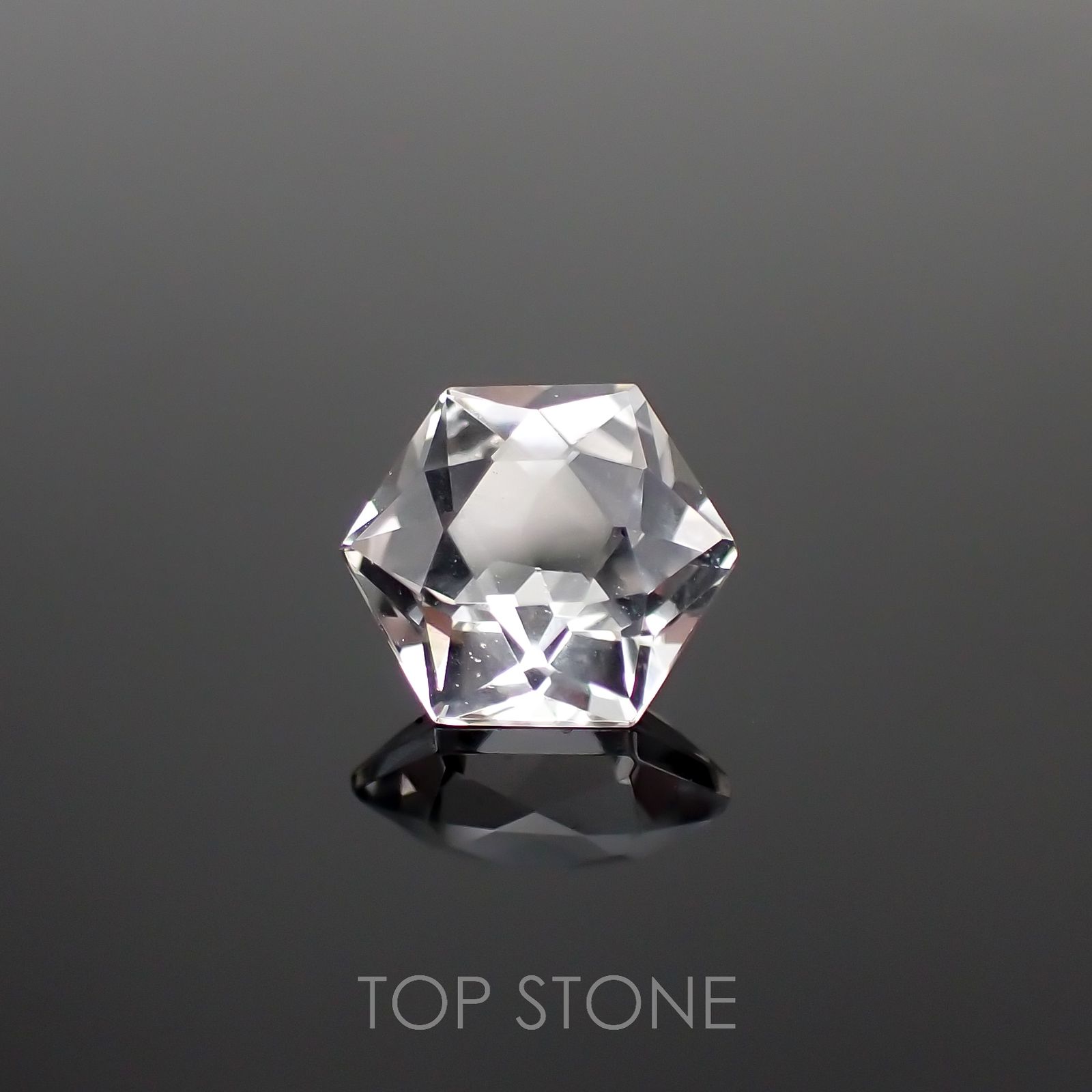 ◇ヘキサゴンカット◇ホワイトトパーズ ブラジル産 1.78ct[221018497]7x7mm前後