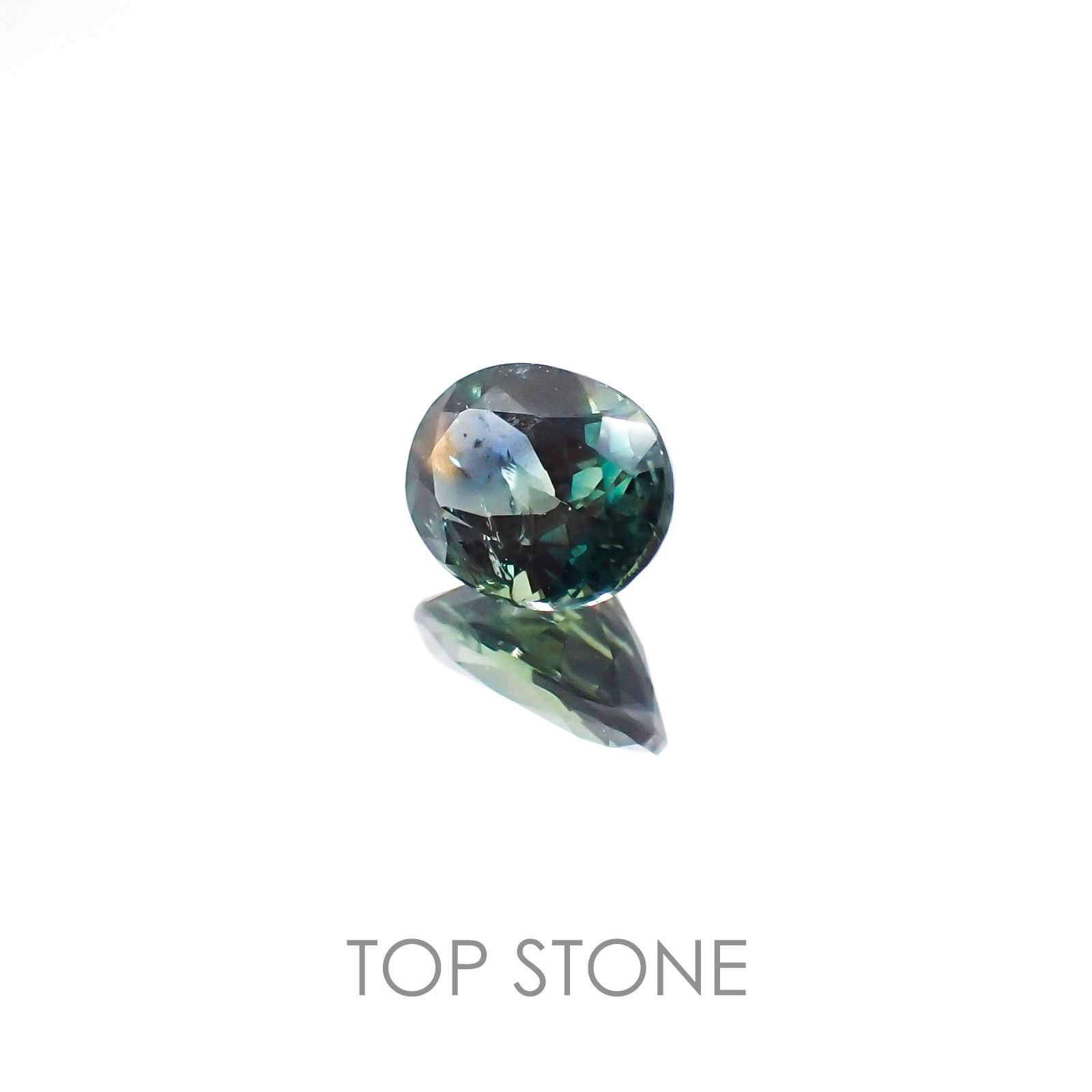 ゴールドシーンサファイア 非加熱 ケニア産 ルース 0.82ct[20107112]6.3×4.8mm前後