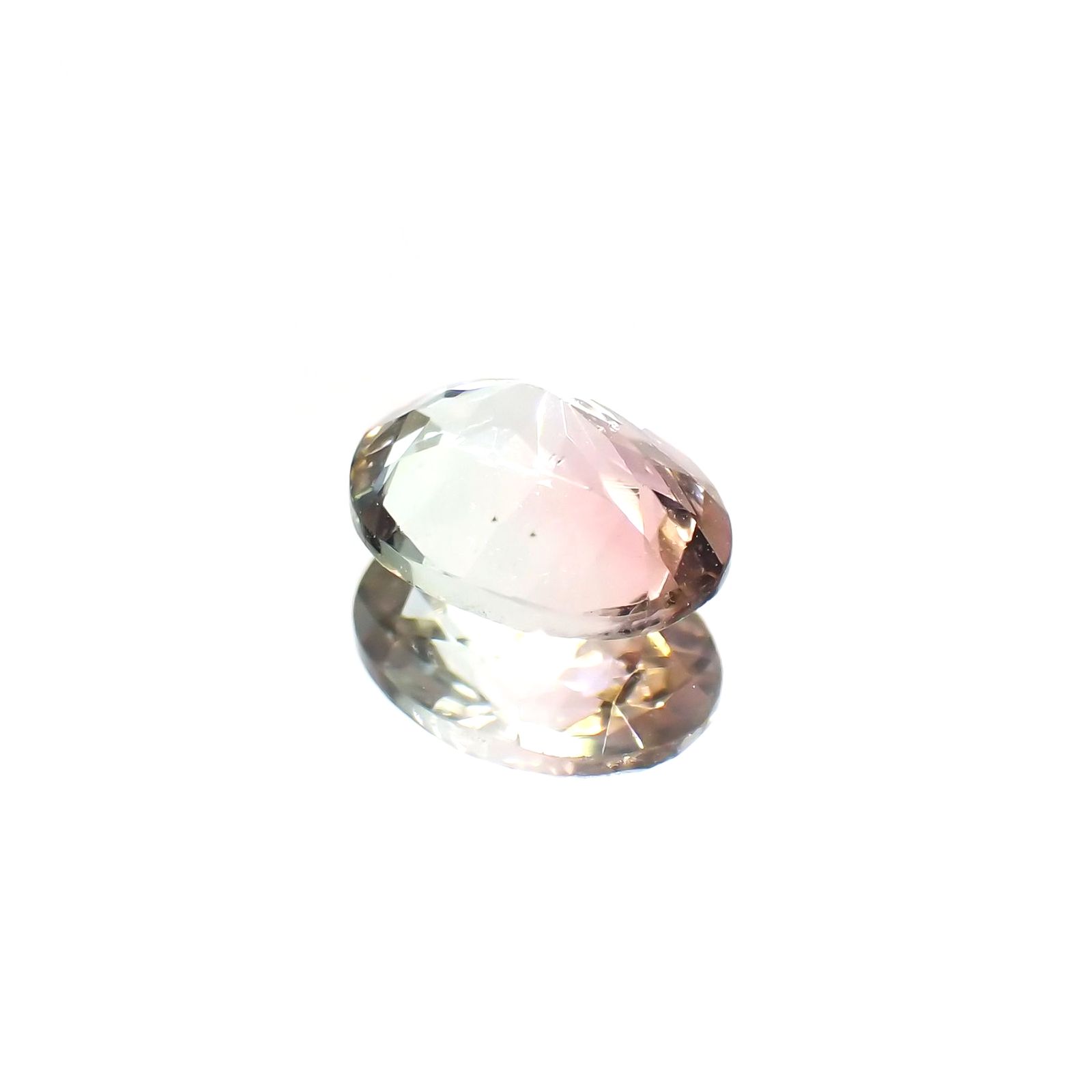 パーティカラートルマリン(宝石名パーティカラード・トルマリン) コンゴ民主共和国産 1.219ct ソ付(彩珠)[211013599]8.1×6.1mm前後