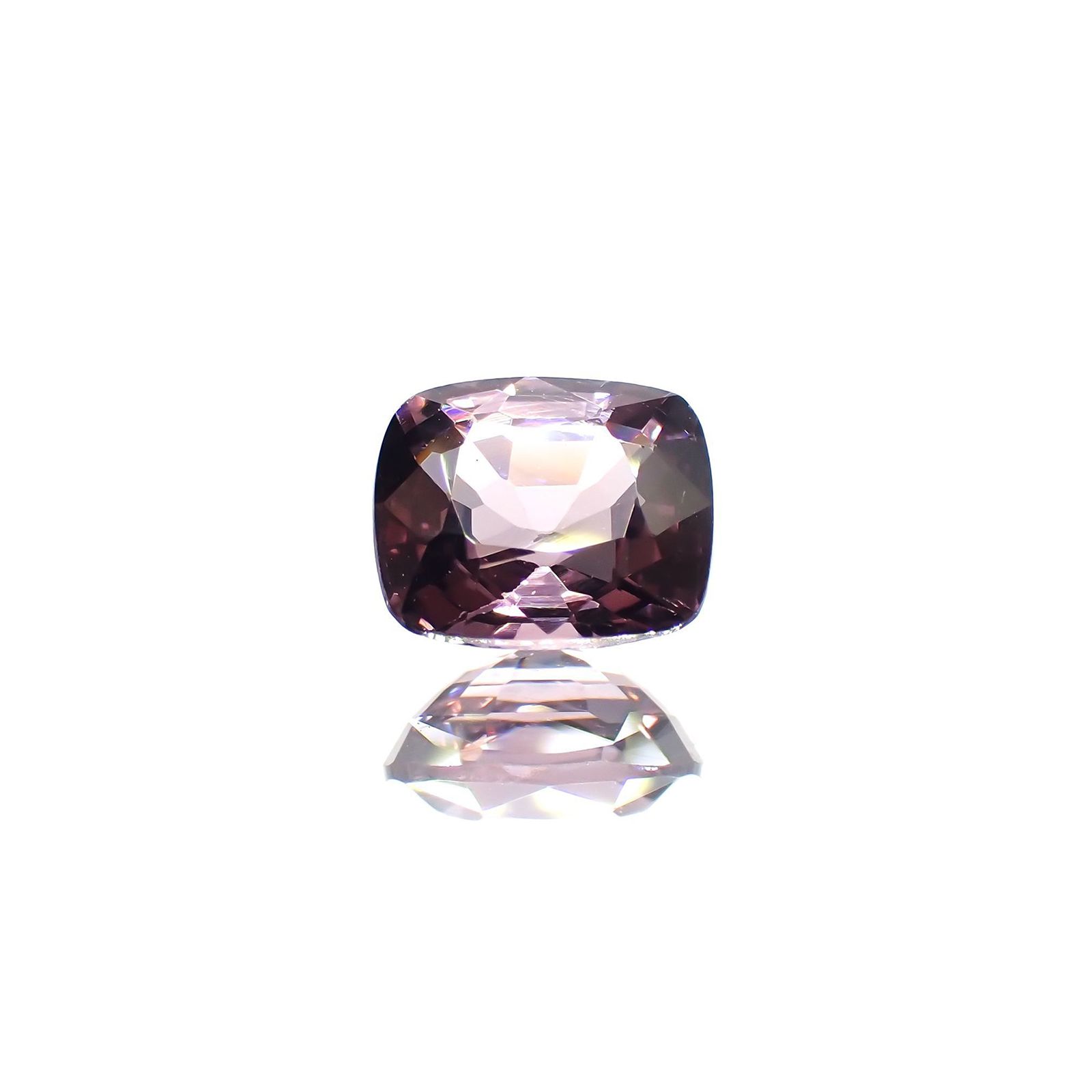 パープルスピネル(宝石名スピネル)ビルマ産 識別済 1.16ct / 6.7x5.7mm前後 [231124303]