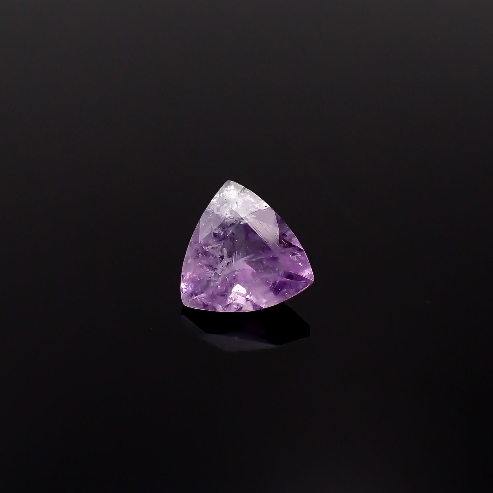 ハックマナイト アフガニスタン産 0.26ct[240125417]4.7x4.9mm前後