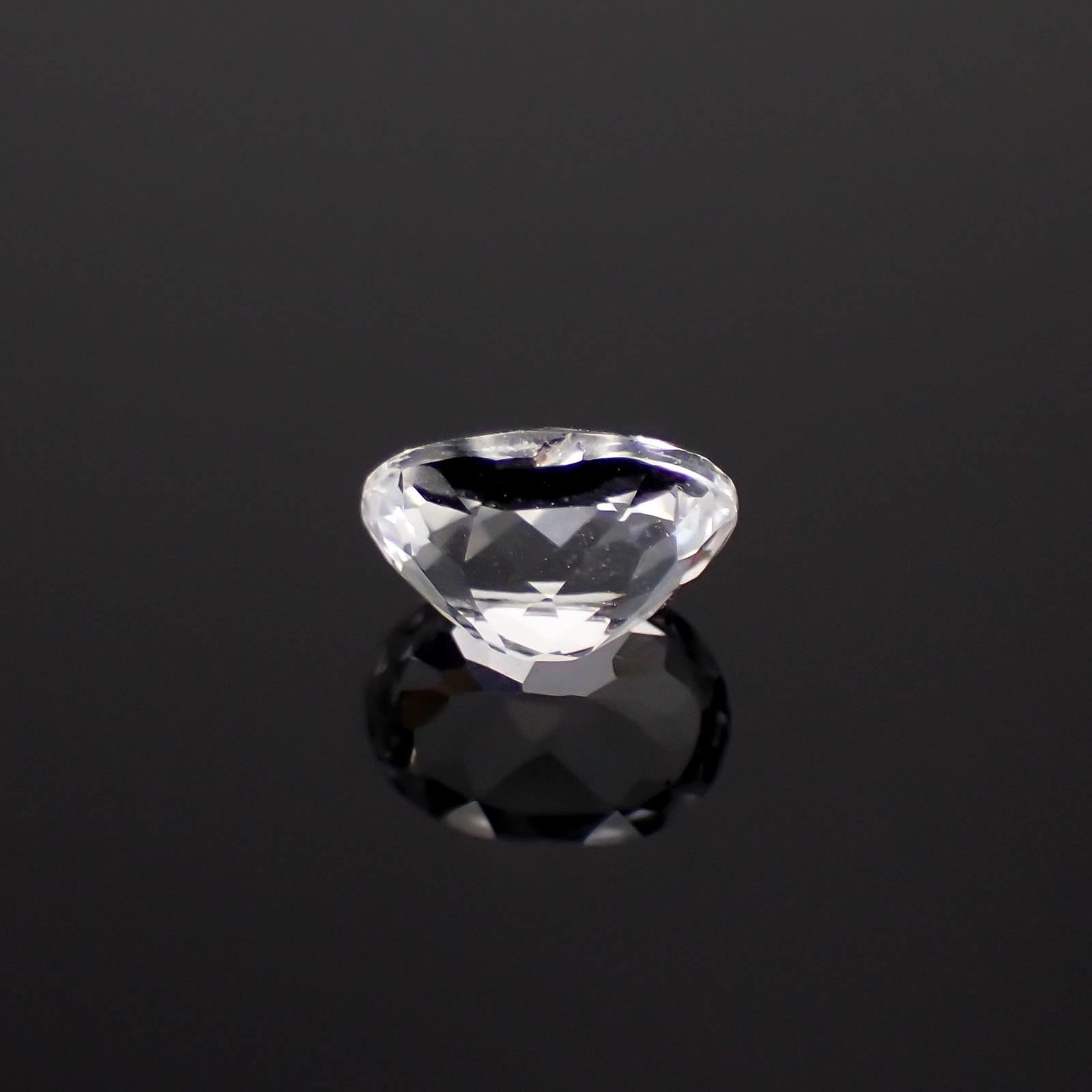 フェナカイト(宝石名フェナカイト)ブラジル産 0.44ct 識別済[230923405]5.6x4.1mm前後