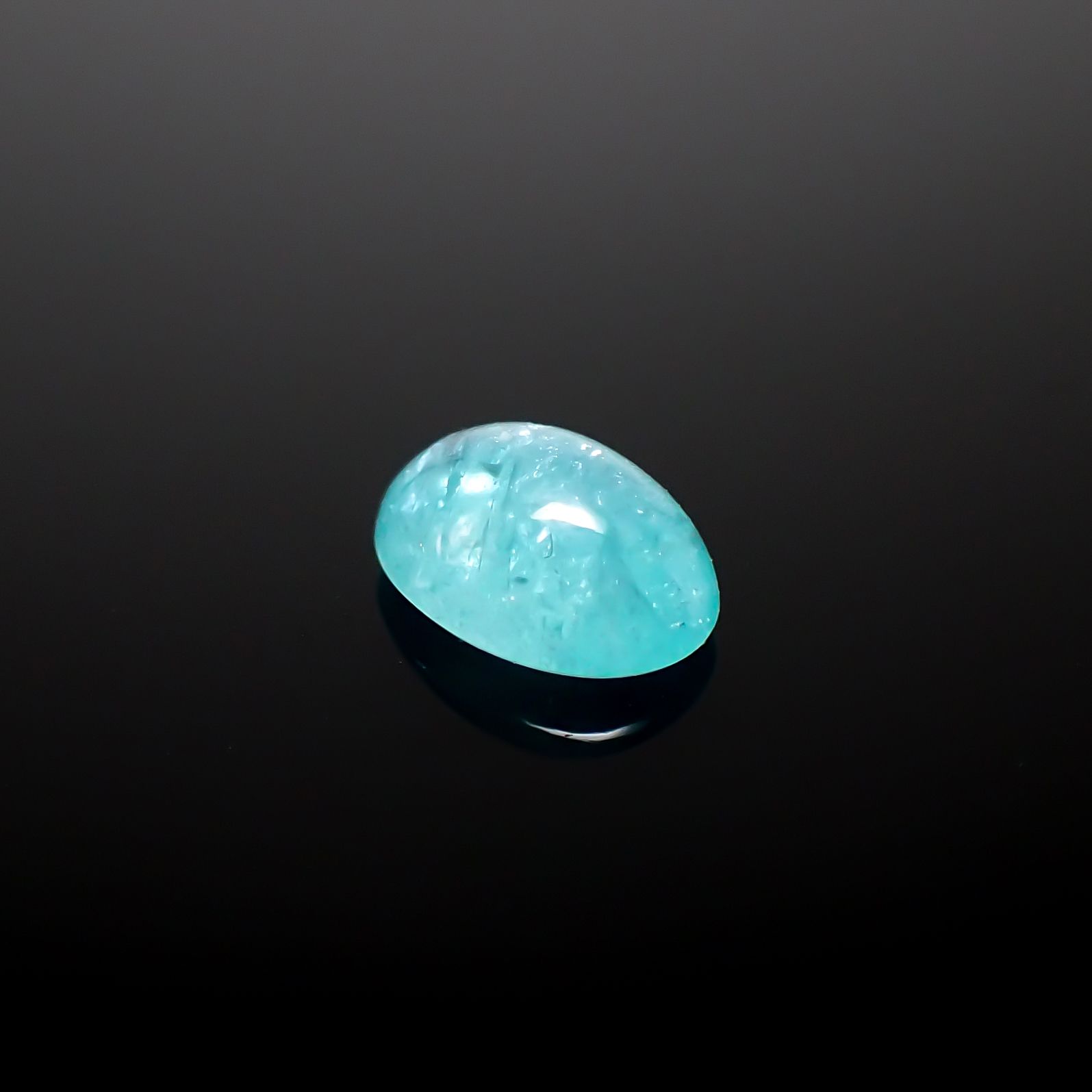パライバトルマリン(宝石名トルマリン/別名パライバ・トルマリン)ブラジル・キントス鉱山産 0.910ct ソ付(宝貴協)[240928727]7.18x5.17mm前後