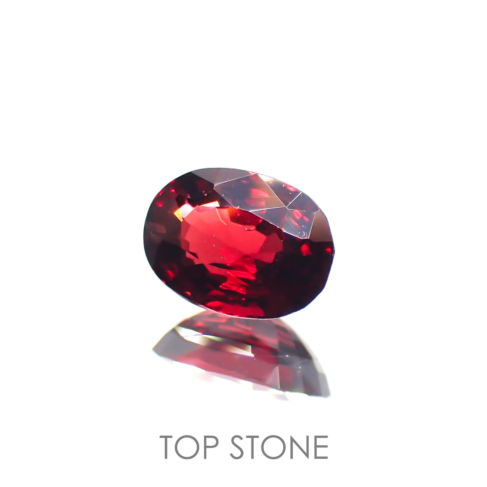 レッドスピネル(宝石名レッド・スピネル) タンザニア産 0.919ct ソ付(彩珠)[20085152]7.1×5.1mm前後