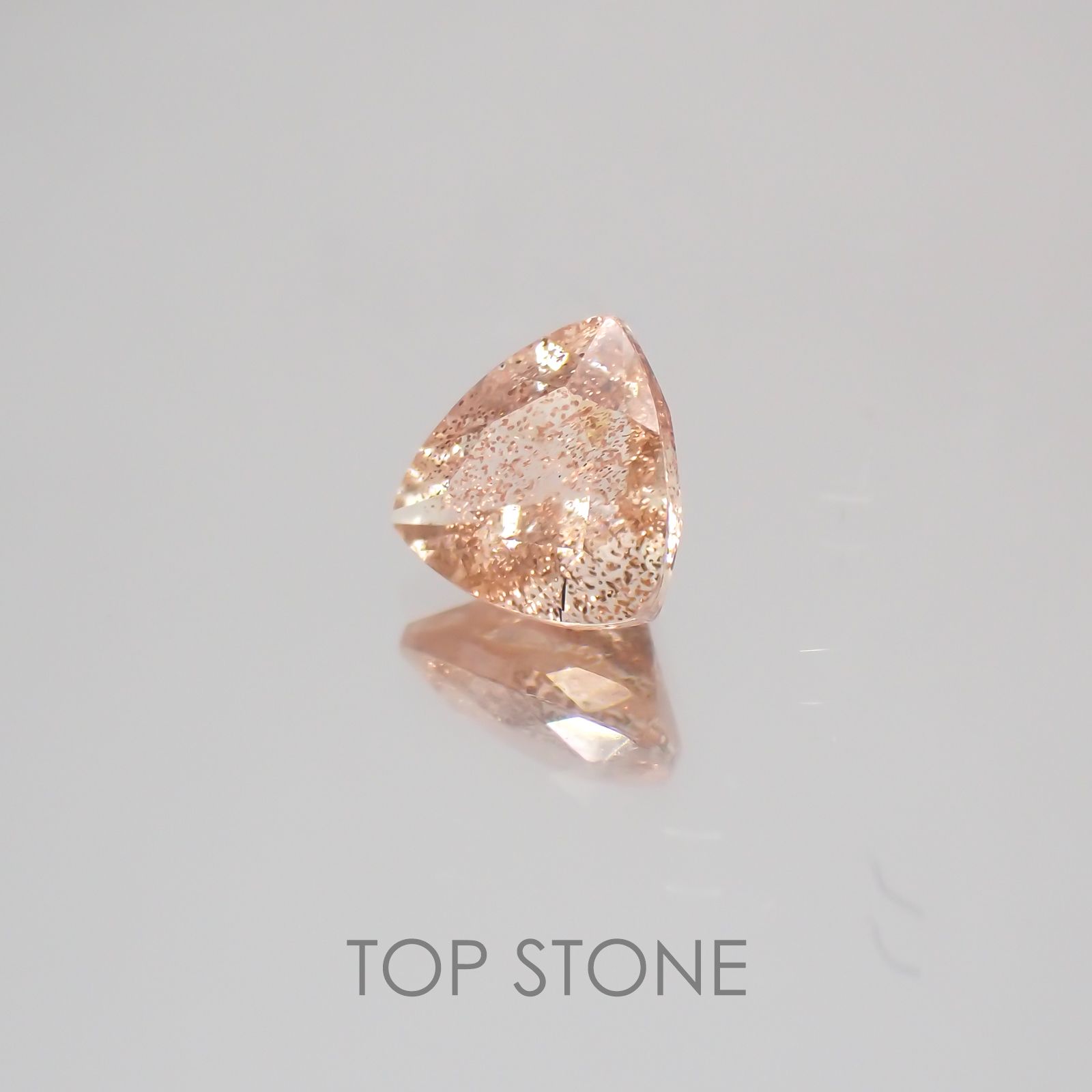 オレゴンサンストーン アメリカ産 ルース 0.42ct[21058945]5.1×5.1mm前後