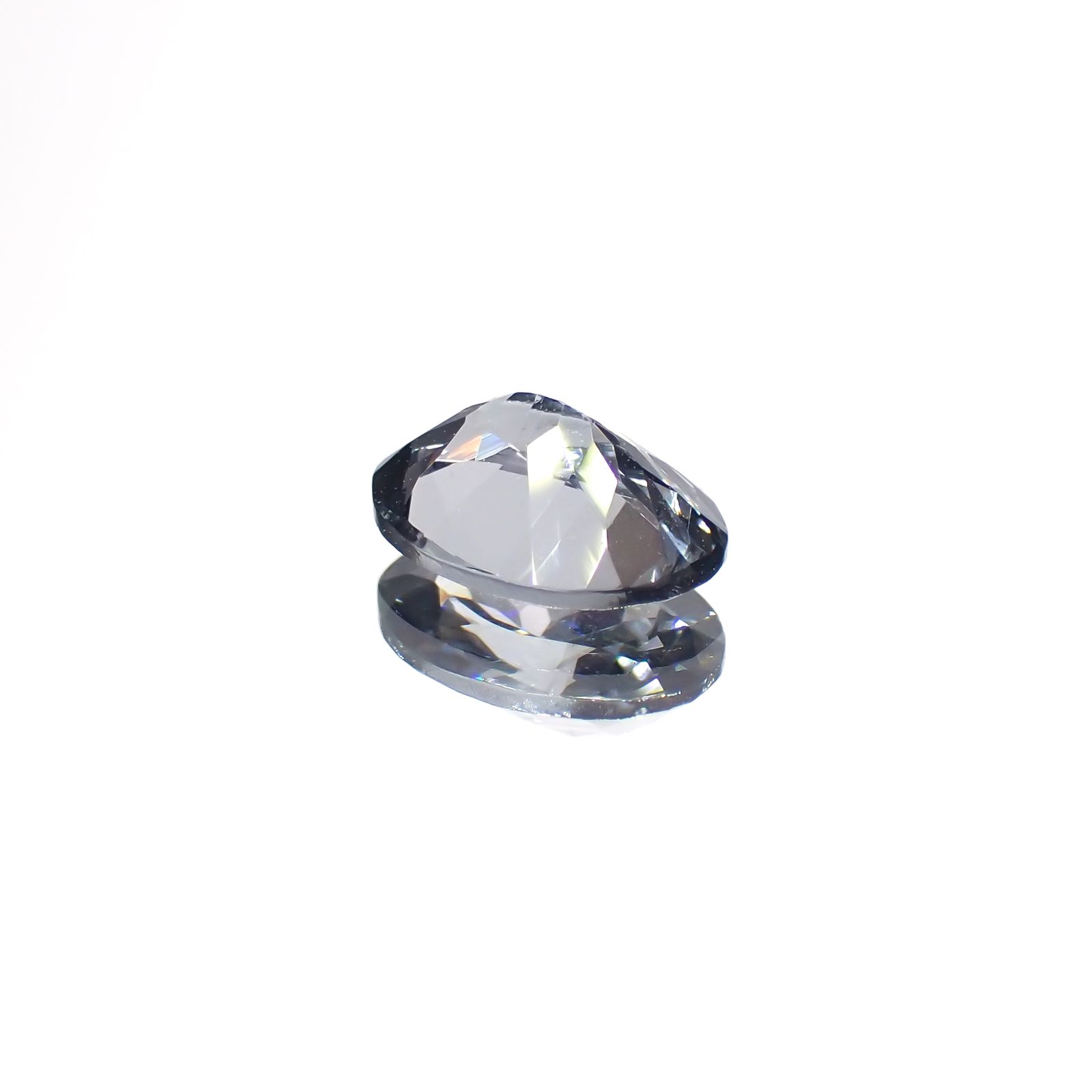 グレースピネル タンザニア産 0.85ct[230421551]7x5.1mm前後