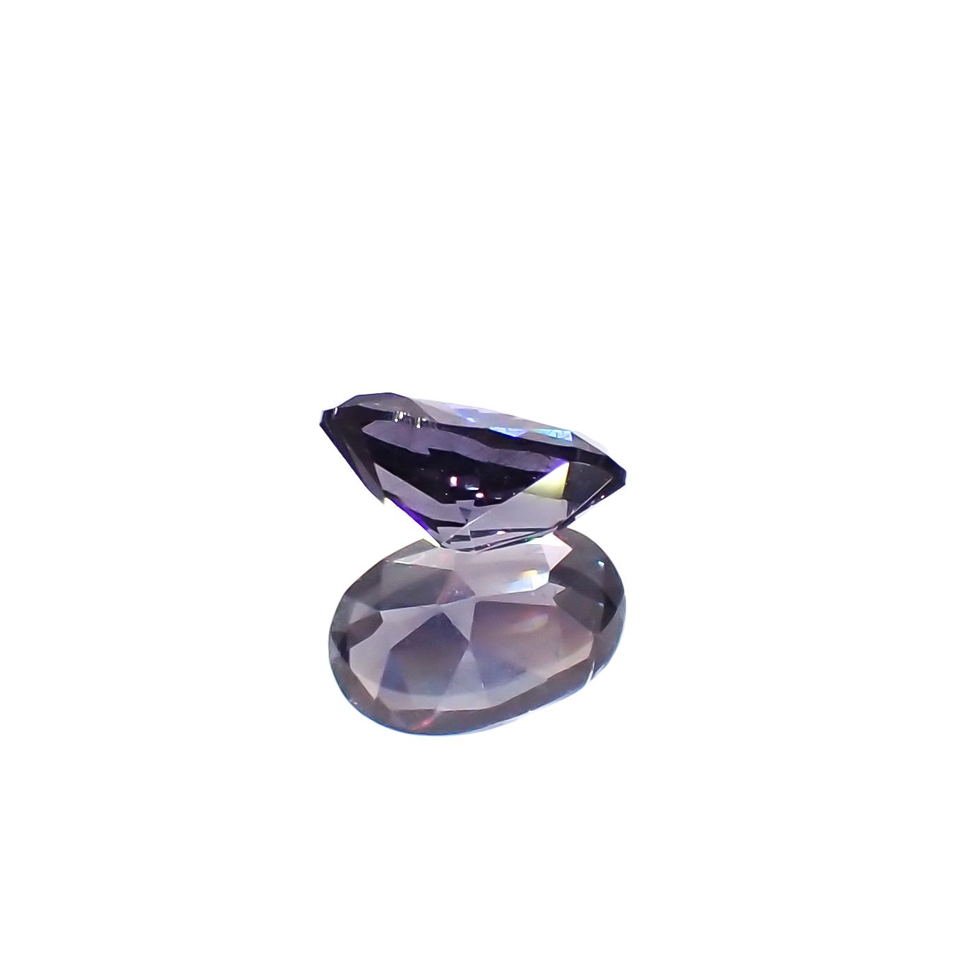 ベキリーブルーガーネット（カラーチェンジガーネット アレキタイプ） マダガスカル・ベキリー産 0.56ct[240125484]6x4.1mm前後
