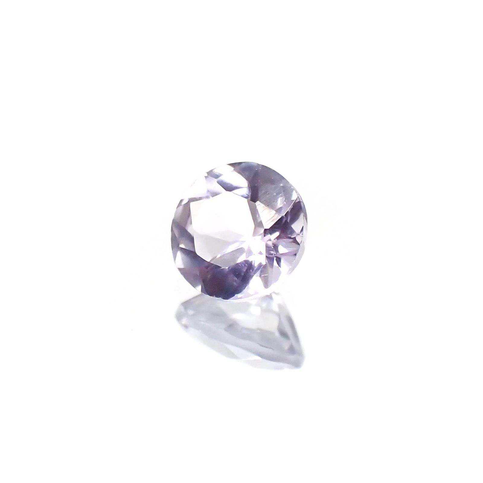 ラベンダーゾイサイト(宝石名ゾイサイト)タンザニア産 識別済 0.34ct / 4.3x4.3mm前後 [230622412]