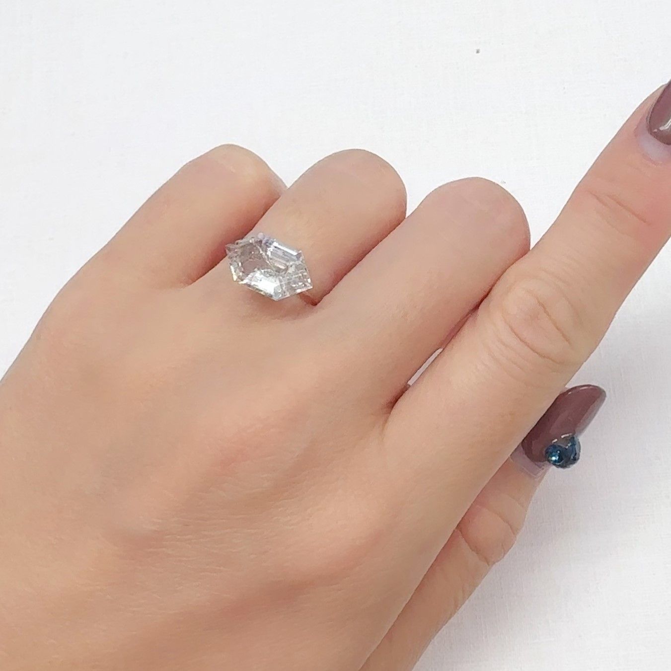 ◇カスタムカット◇ティンカーベルクォーツ ブラジル産 3.18ct[240628173]14.6x7.8mm前後