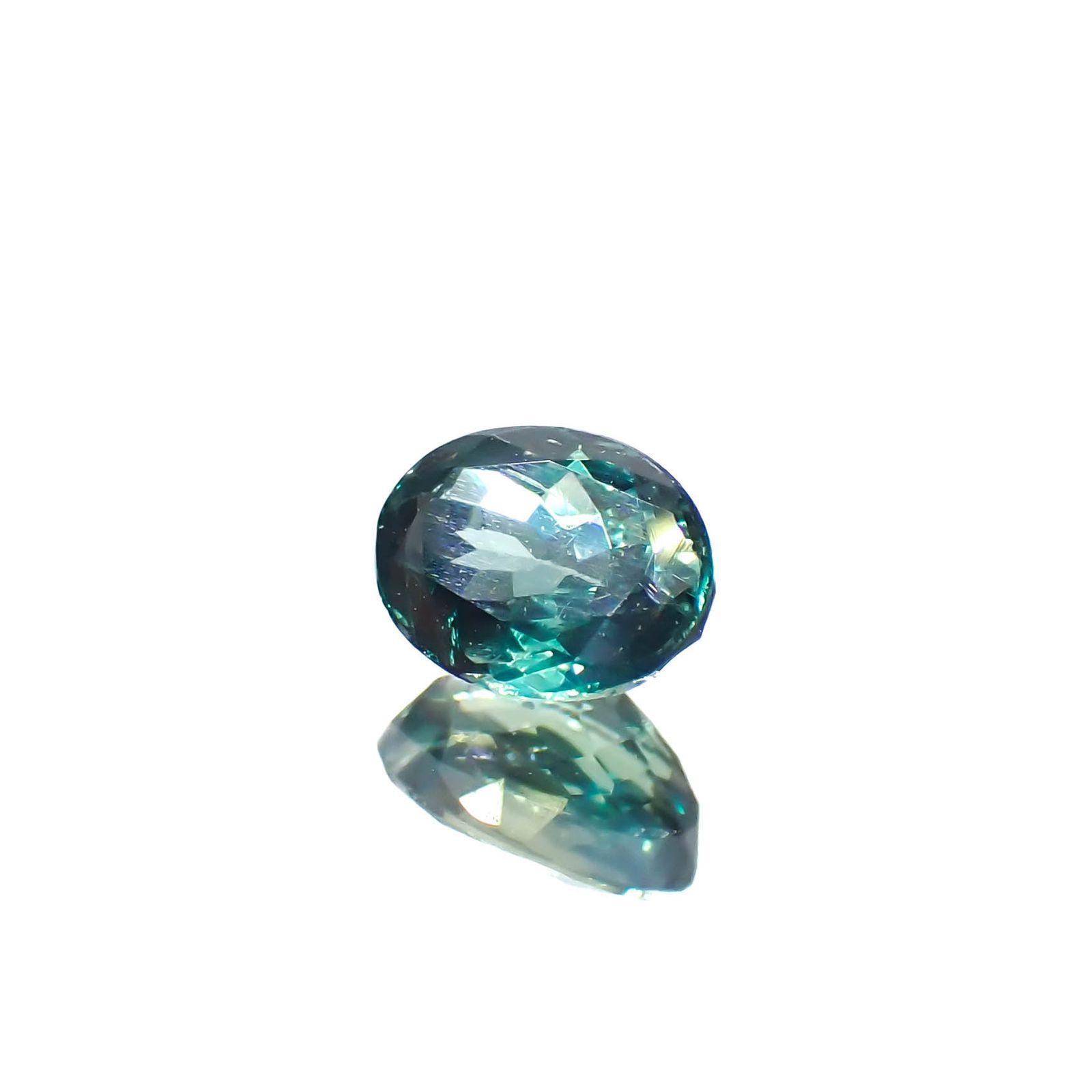 アレキサンドライト(宝石名アレキサンドライト)インド産 0.38ct 識別済[230120265]4.8x3.6mm前後