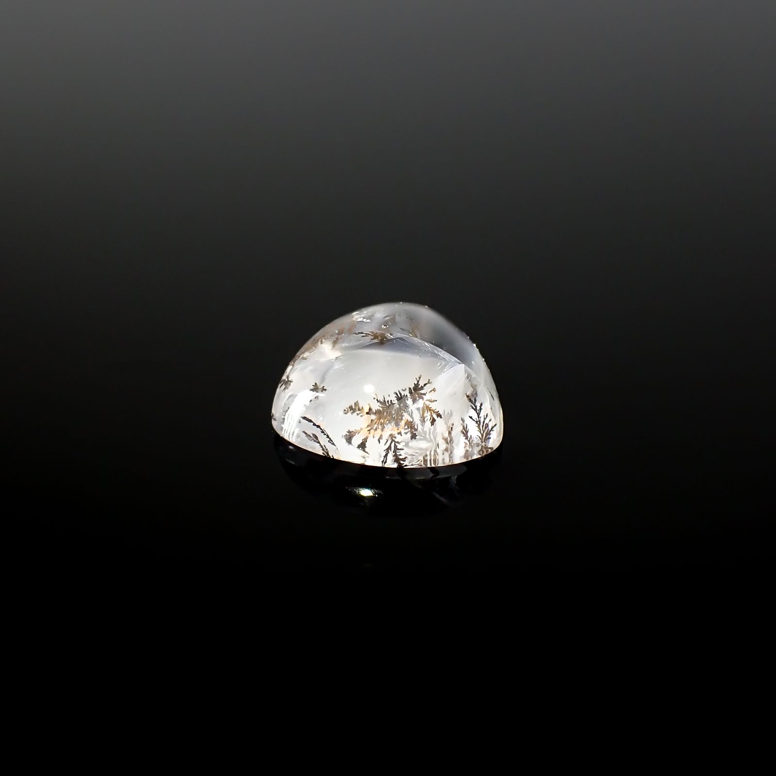 デンドリチッククォーツ ブラジル産 2.33ct[231225130]8.9x8.7mm前後