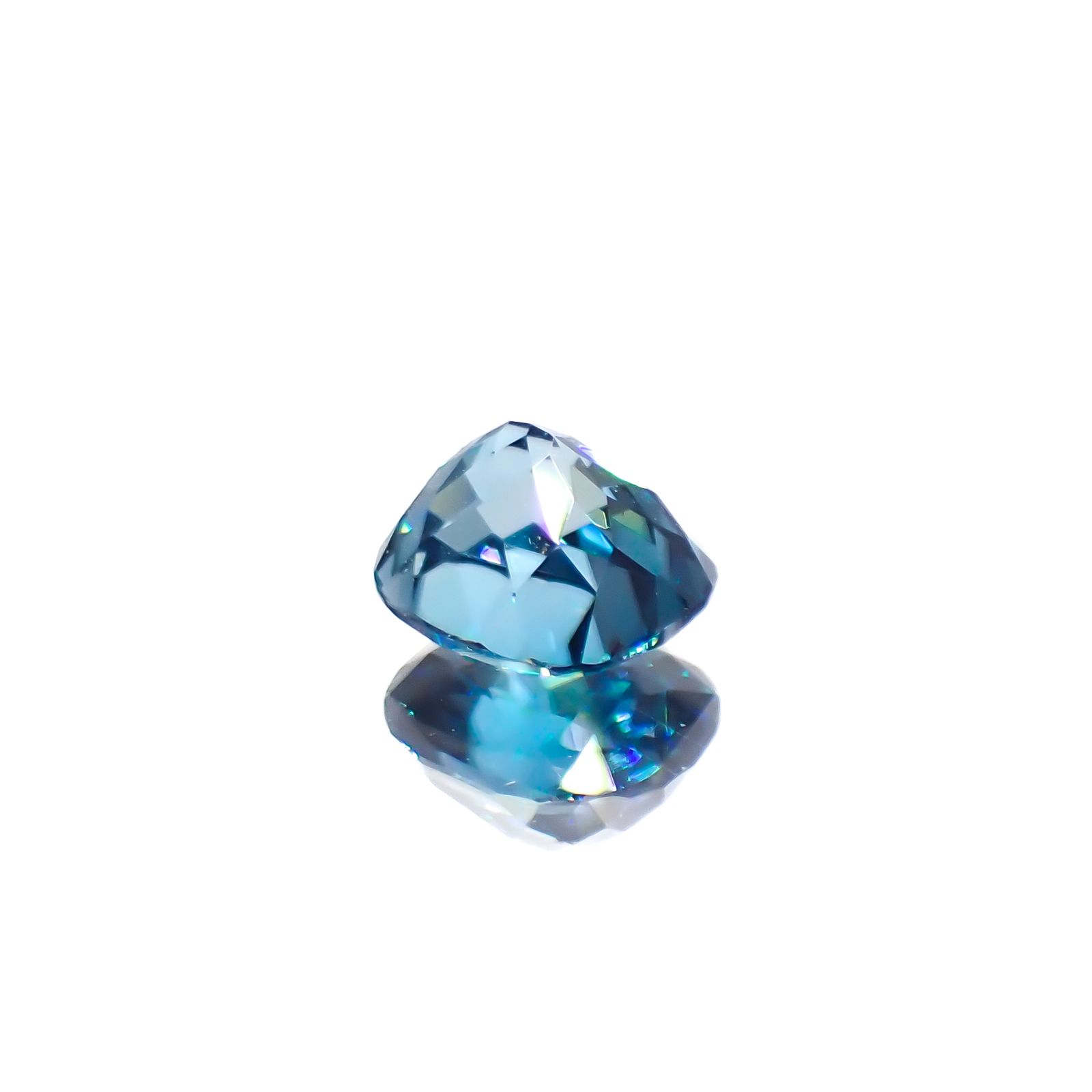 ラタナキリブルージルコン カンボジア産 1.61ct[240728495]6.3x5.5mm前後