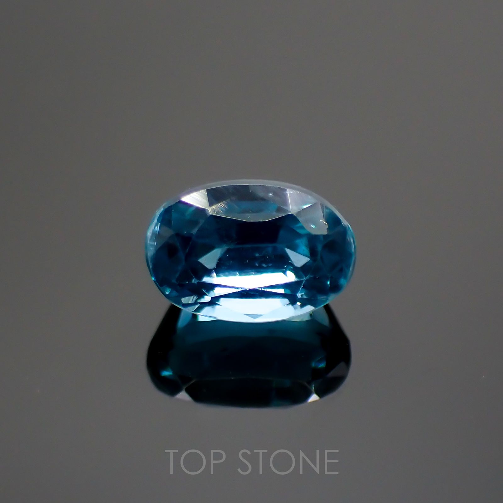 オーシャンブルーカイヤナイト(宝石名カイヤナイト) インド・オリッサ州産 0.91ct 識別済[210812363]5.9×4mm前後