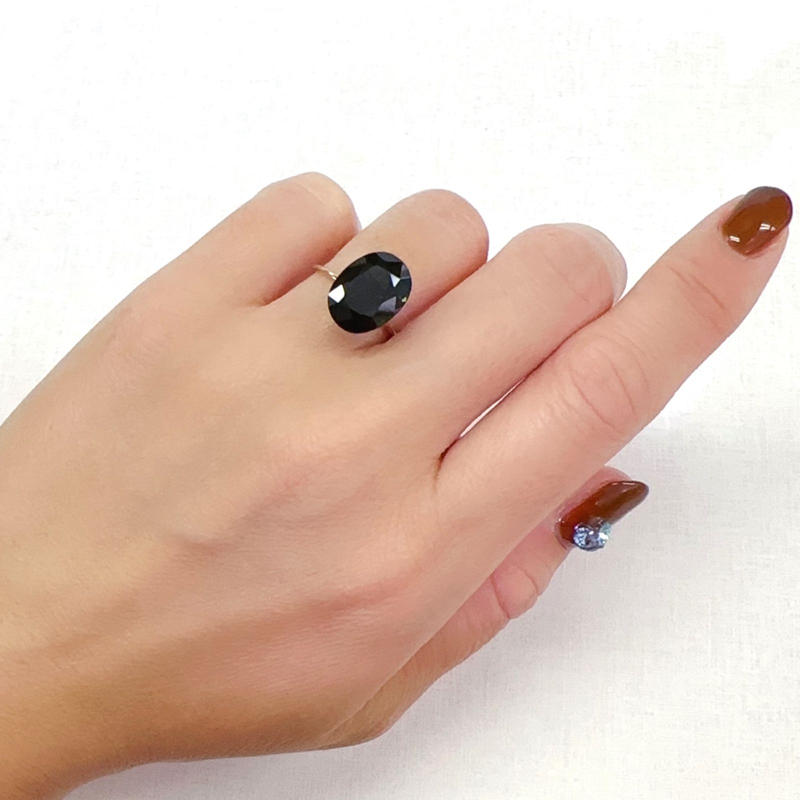 カラーチェンジクロムトルマリン(宝石名クロム・トルマリン(カラーチェンジ・タイプ))タンザニア産 6.181ct ソ付(日独)[231024040]13.27x9.87mm前後