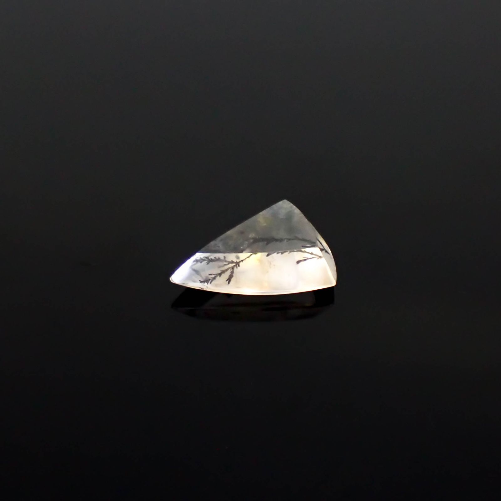 デンドリチッククォーツ ブラジル産 5.97ct [250330085]16.8x12.2mm前後