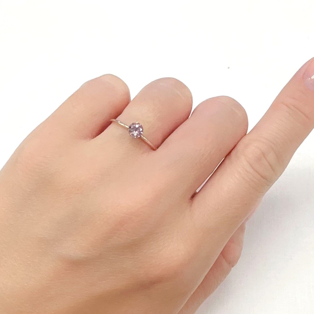 ドラゴンガーネット タンザニア産 0.46ct[240427288]4.5x4.5mm前後
