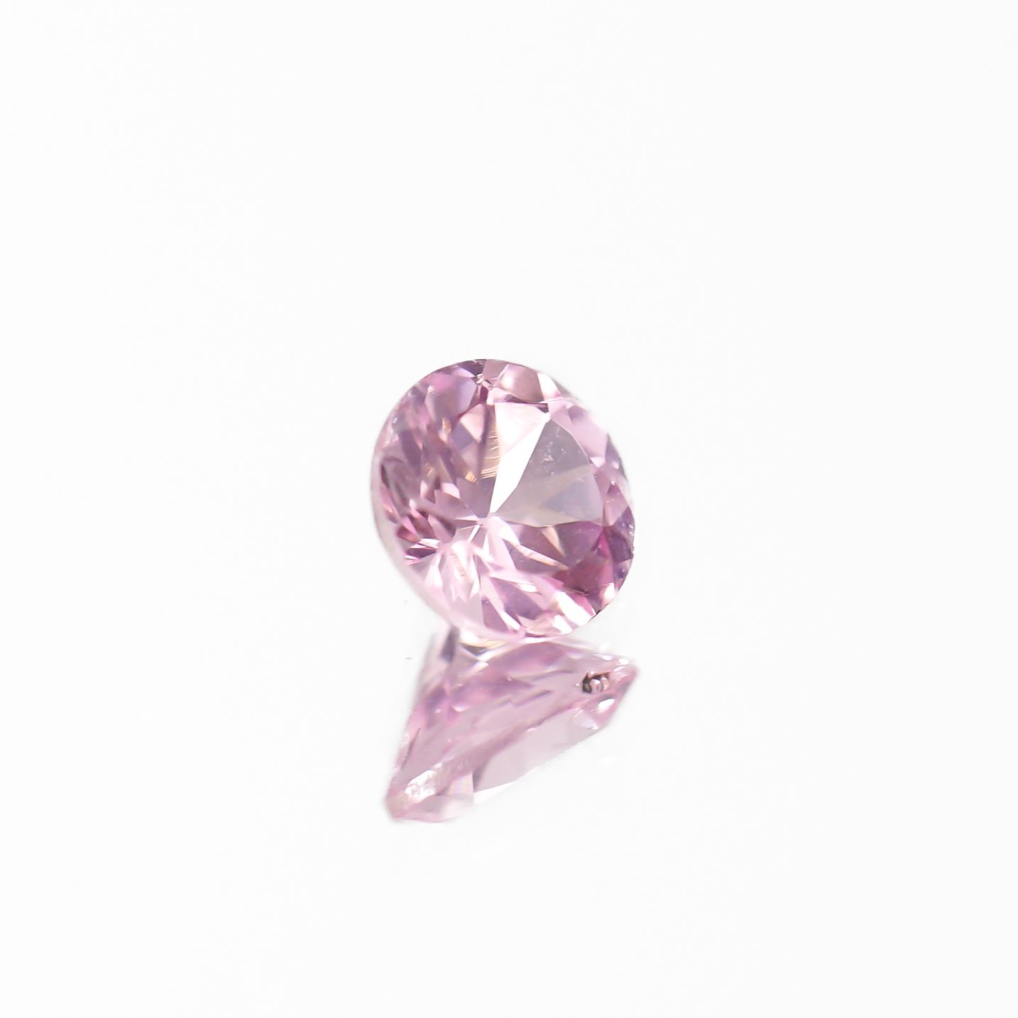 シルキーピンクスピネル タンザニア産 0.29ct[230421563]3.9x3.9mm前後