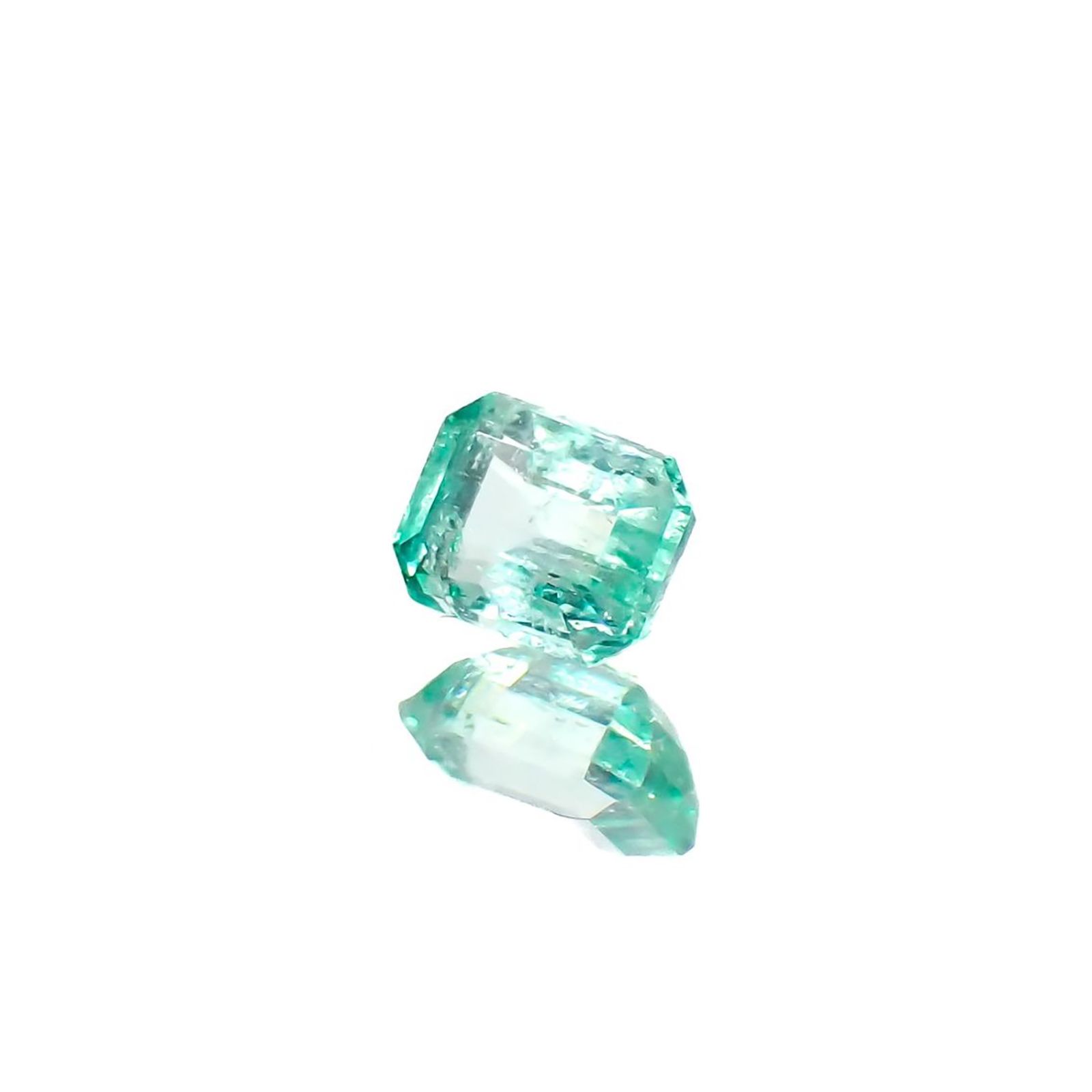 パステルカラーエメラルド コロンビア産 0.20ct / 3.8x2.8mm前後 [260225953]