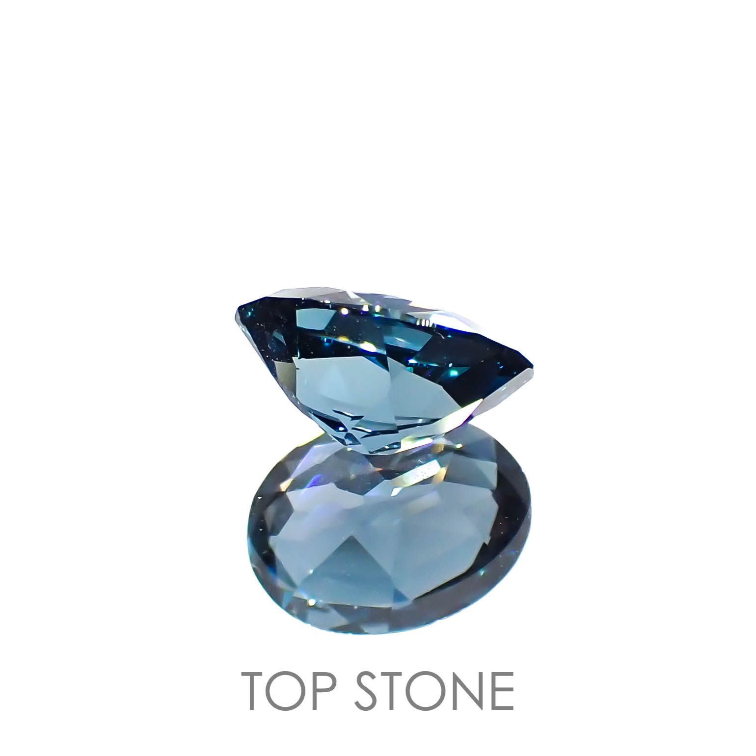 ロンドンブルートパーズ ブラジル産 1.24ct[221219312]7.8x5.9mm前後