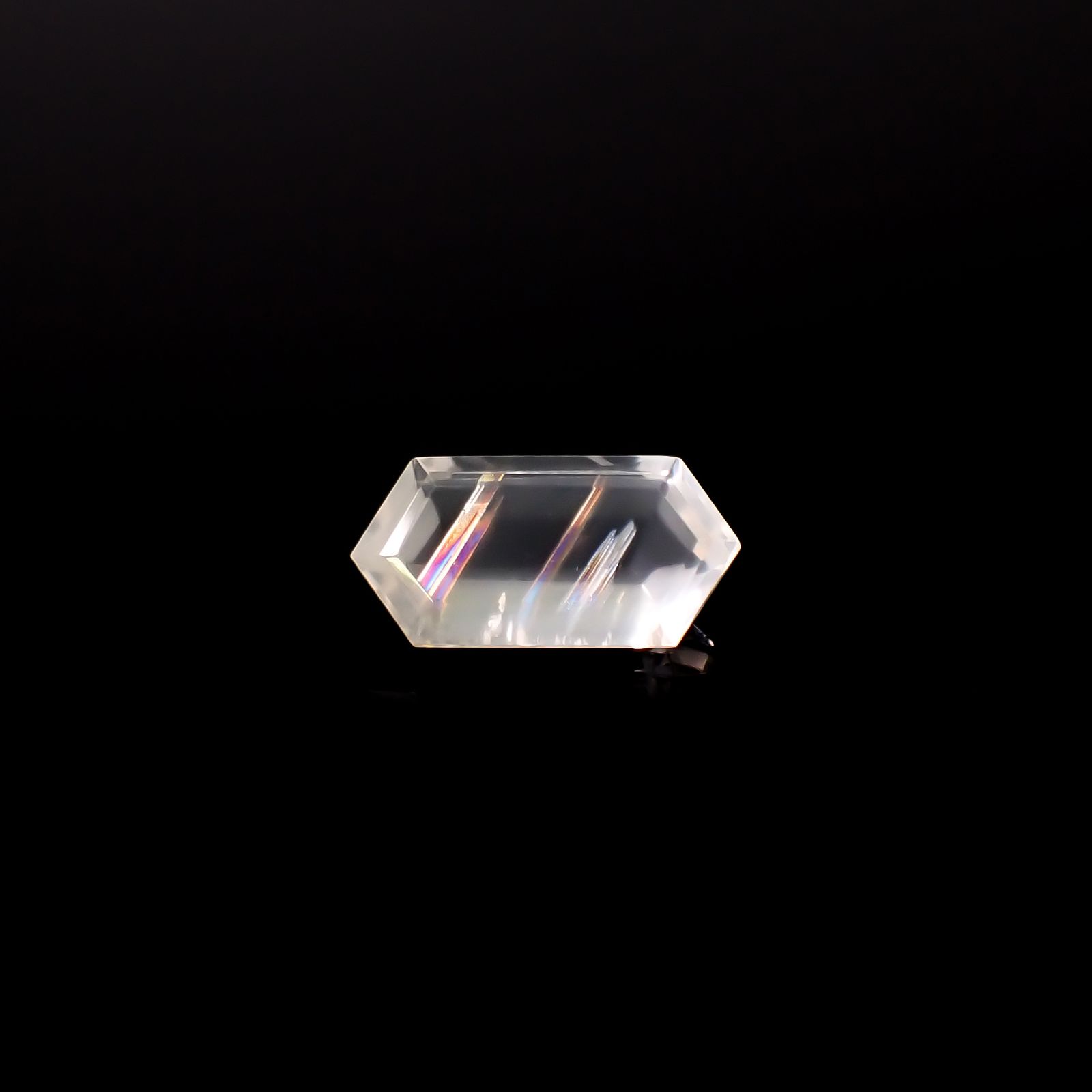 ◇カスタムカット◇マラウイムーンストーン マラウイ共和国産 13.58ct / 22.9x11.5mm前後 [260331813]