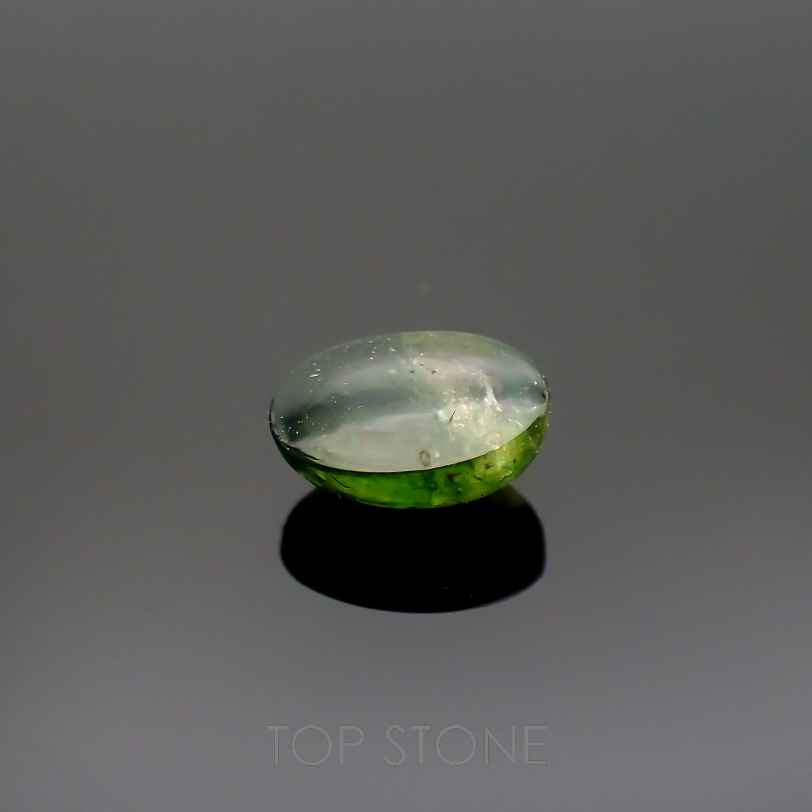 バイカラートルマリン コンゴ民主共和国/アフリカ産 0.57ct[220817358]6.1x4.2mm前後