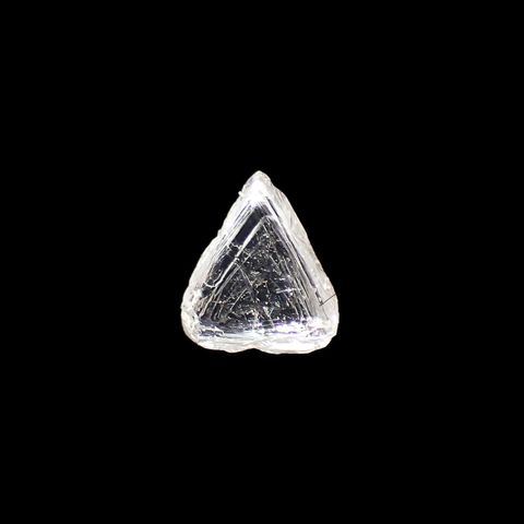 マクルダイヤモンド(宝石名ダイアモンド)カナダ産 原石 0.45ct 識別済[220115339]5.2x4.5mm前後
