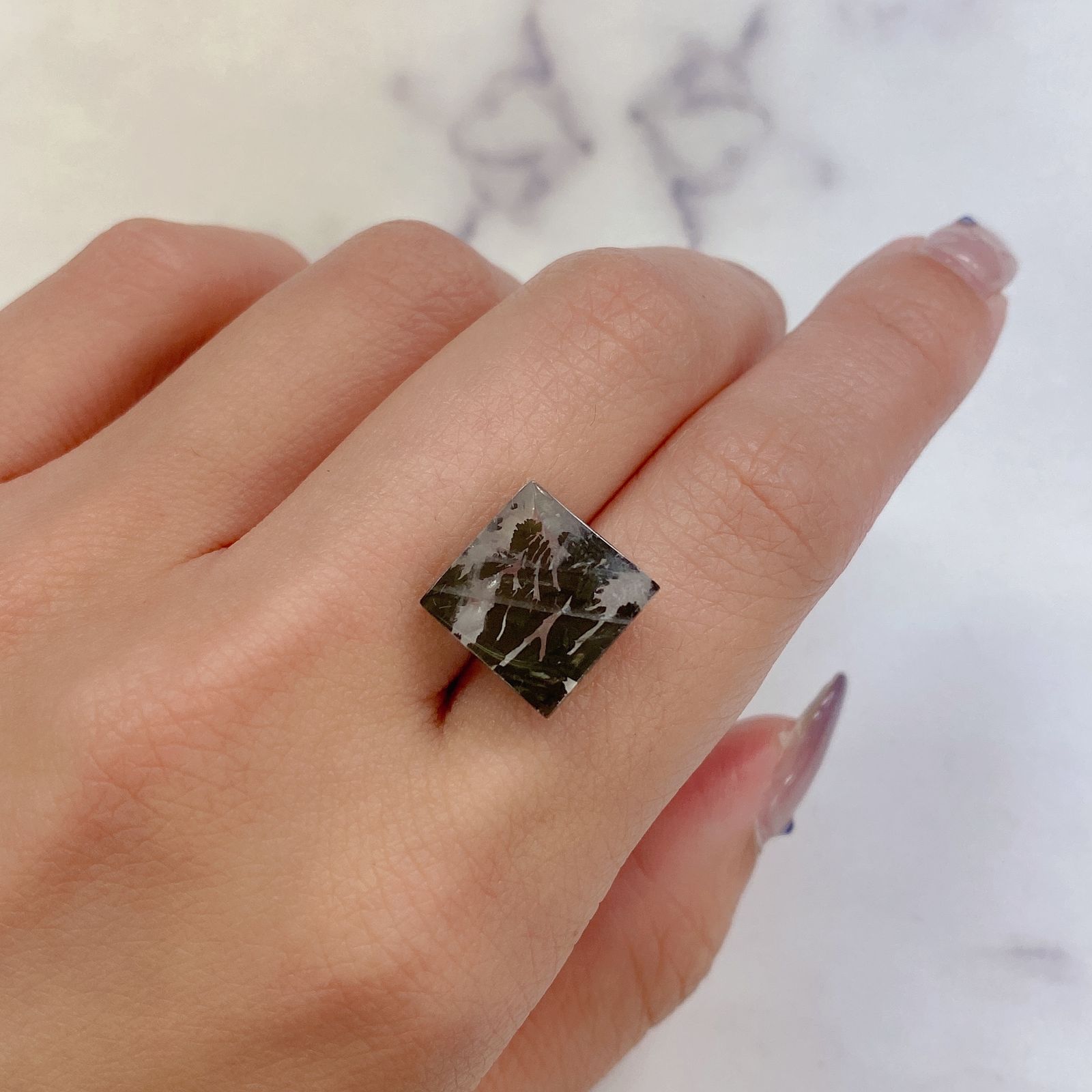 デンドリチッククォーツ ブラジル産 7.56ct[20084941]12×12mm前後