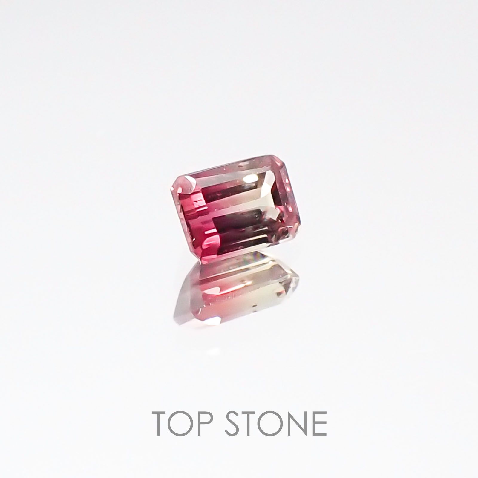 バイカラーサファイア タンザニア産 ルース 0.16ct[20106704]3.3×2.5mm前後