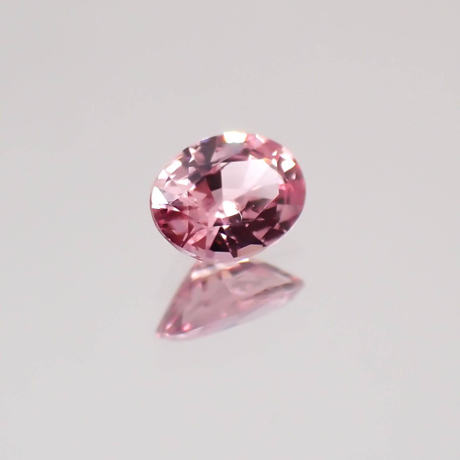 パパラチャサファイア   スリランカ産 0.174ct DGL鑑付[21019425]3.9×3mm前後