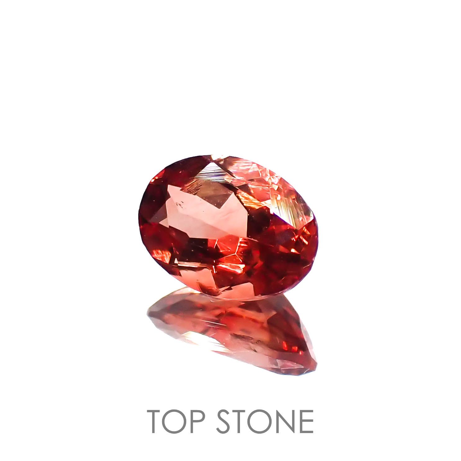 レッドラブラドライト(宝石名ラブラドライト)エチオピア産 0.62ct 識別済[221219572]7x4.9mm前後