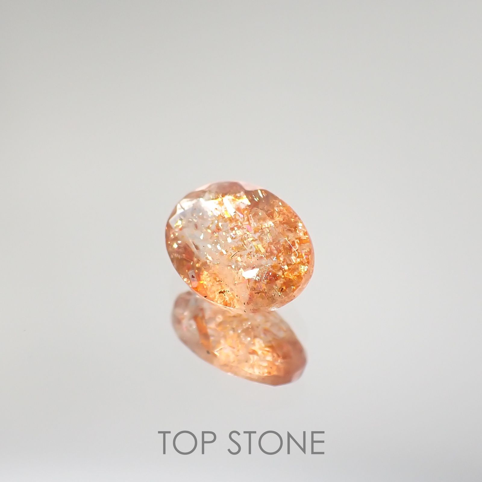 イリュージョンサンストーン タンザニア産 ルース 1.18ct[210812295]8.1×6.2mm前後