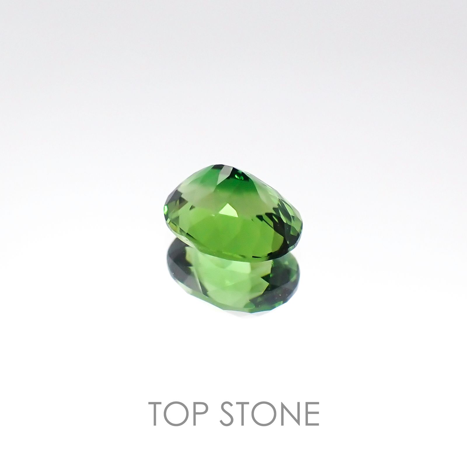 クロムトルマリン タンザニア産 ルース 0.66ct[20096208]6.3×4.8mm前後