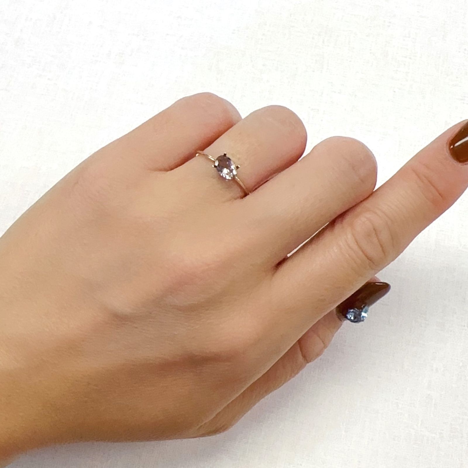 マリアライト(宝石名パープル・スキャポライト)タンザニア産 0.45ct 識別済[231023975]6.5x4.5mm前後