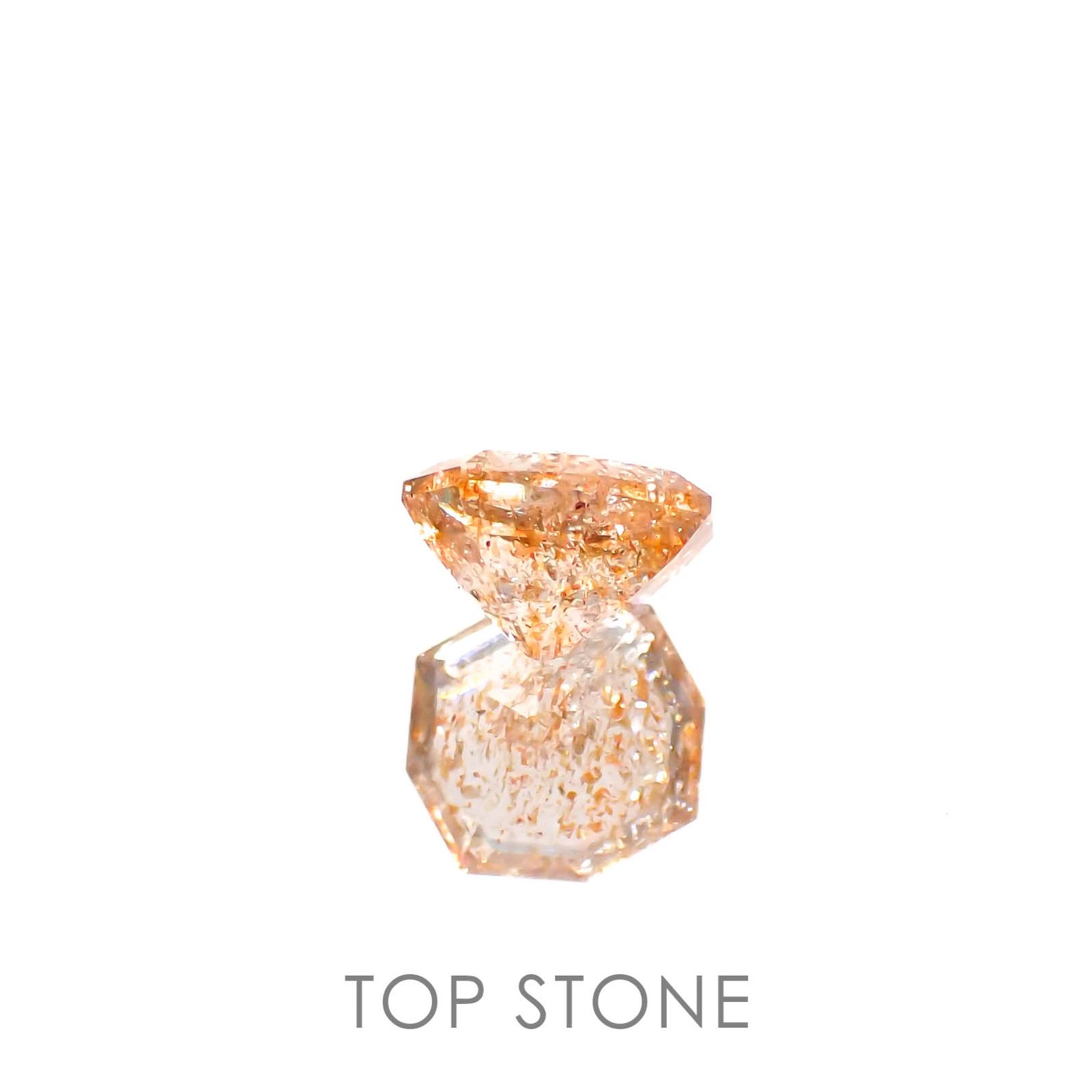 ◇カスタムカット◇イリュージョンサンストーン タンザニア産 0.79ct[230320955]6.3x6.1mm前後