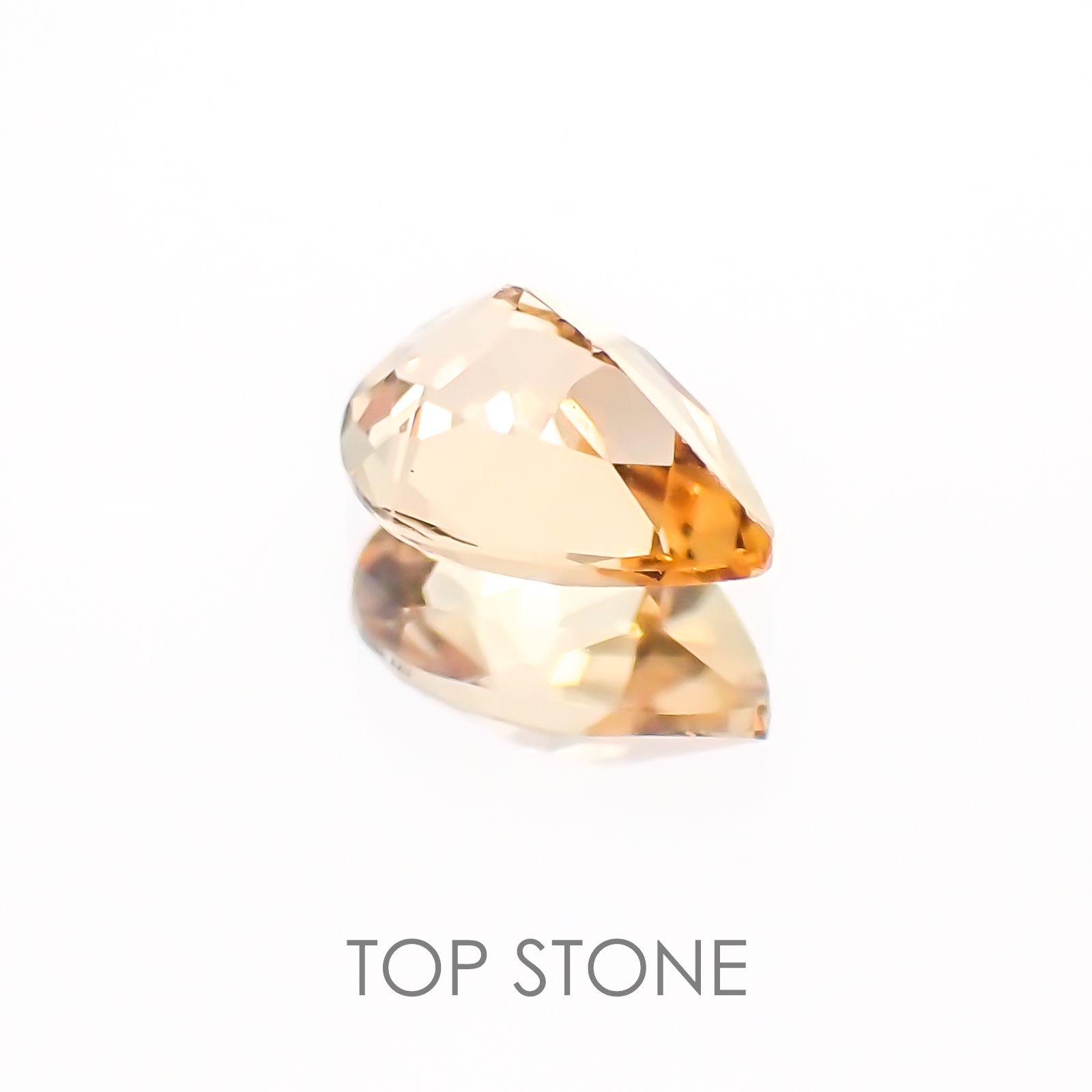 インペリアルトパーズ ブラジル産 ルース 0.28ct[20117857]5.1×3.5mm前後