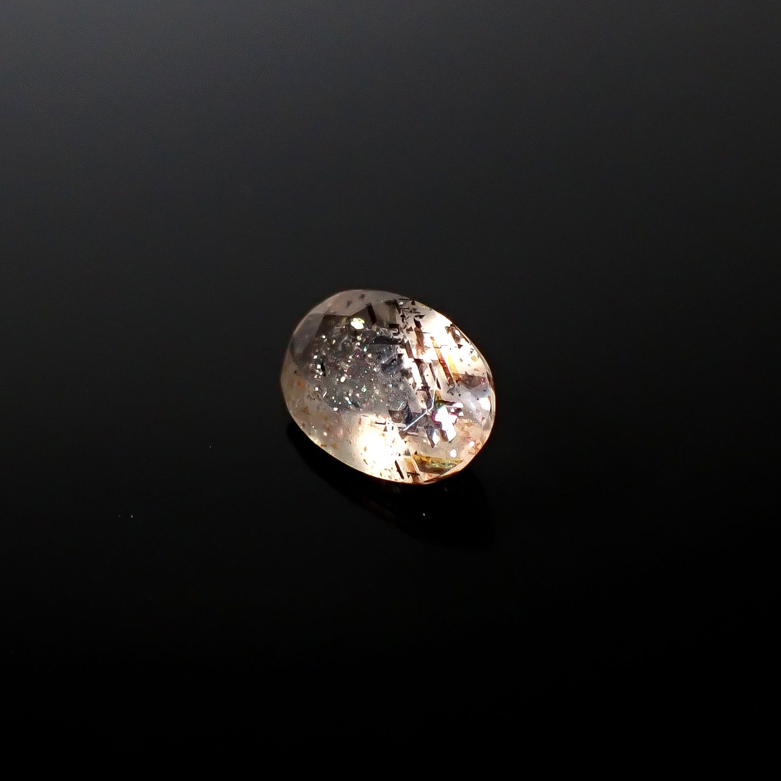 レインボーラティスサンストーン オーストラリア産 2.15ct [250730697]11.1x7.4mm前後