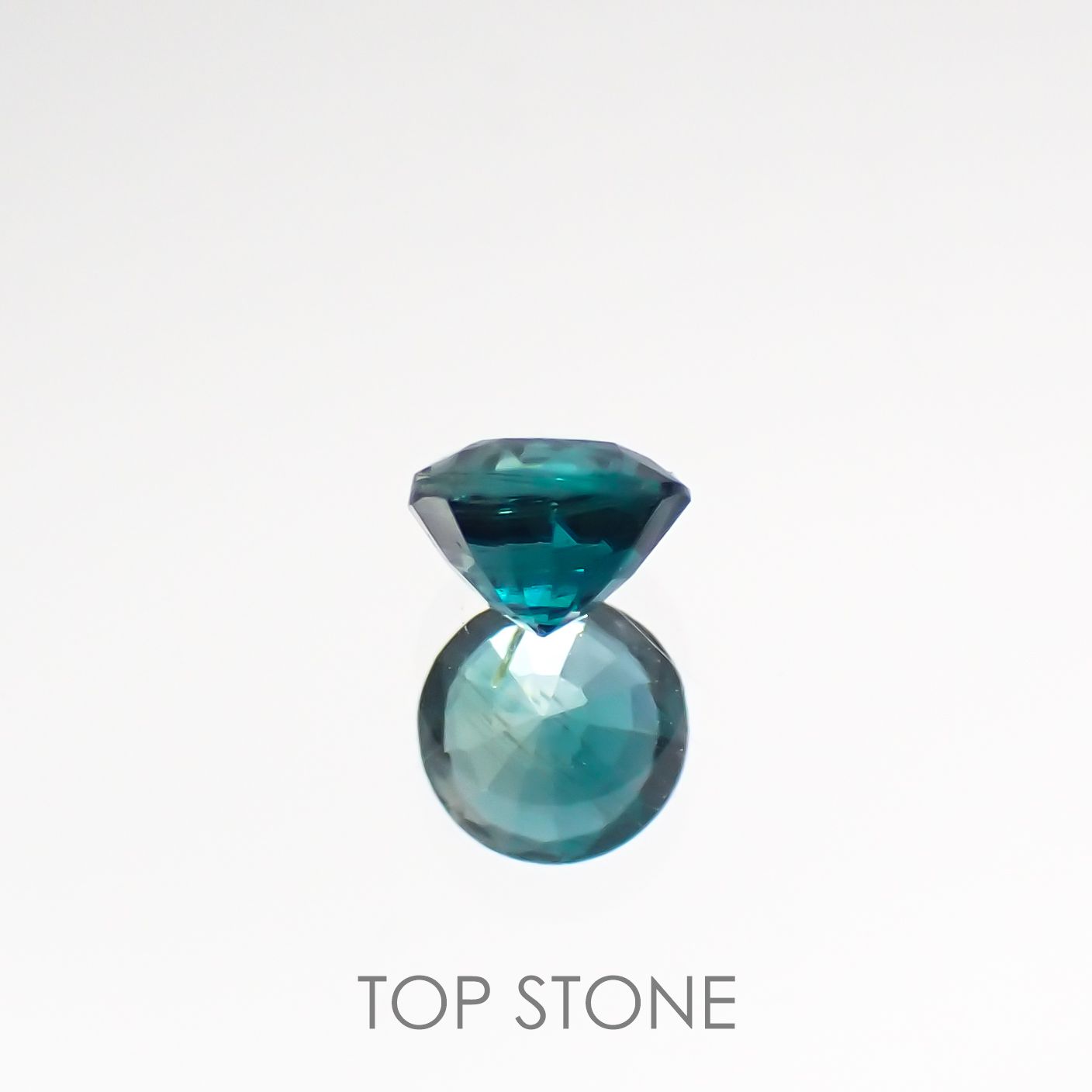 グランディディエライト マダガスカル産 ルース 0.09ct[210711937]2.8×2.8mm前後