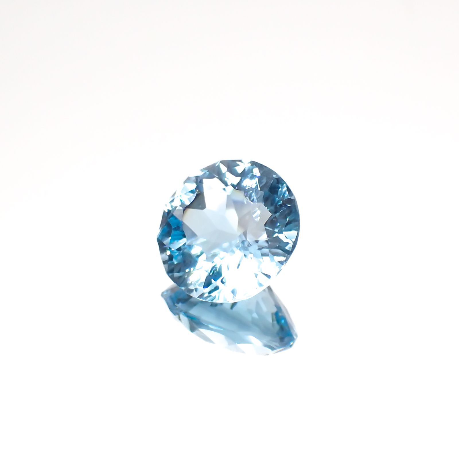 ◇カスタムカット◇ブルートパーズ ブラジル産 4.13ct[221219327]10x10mm前後