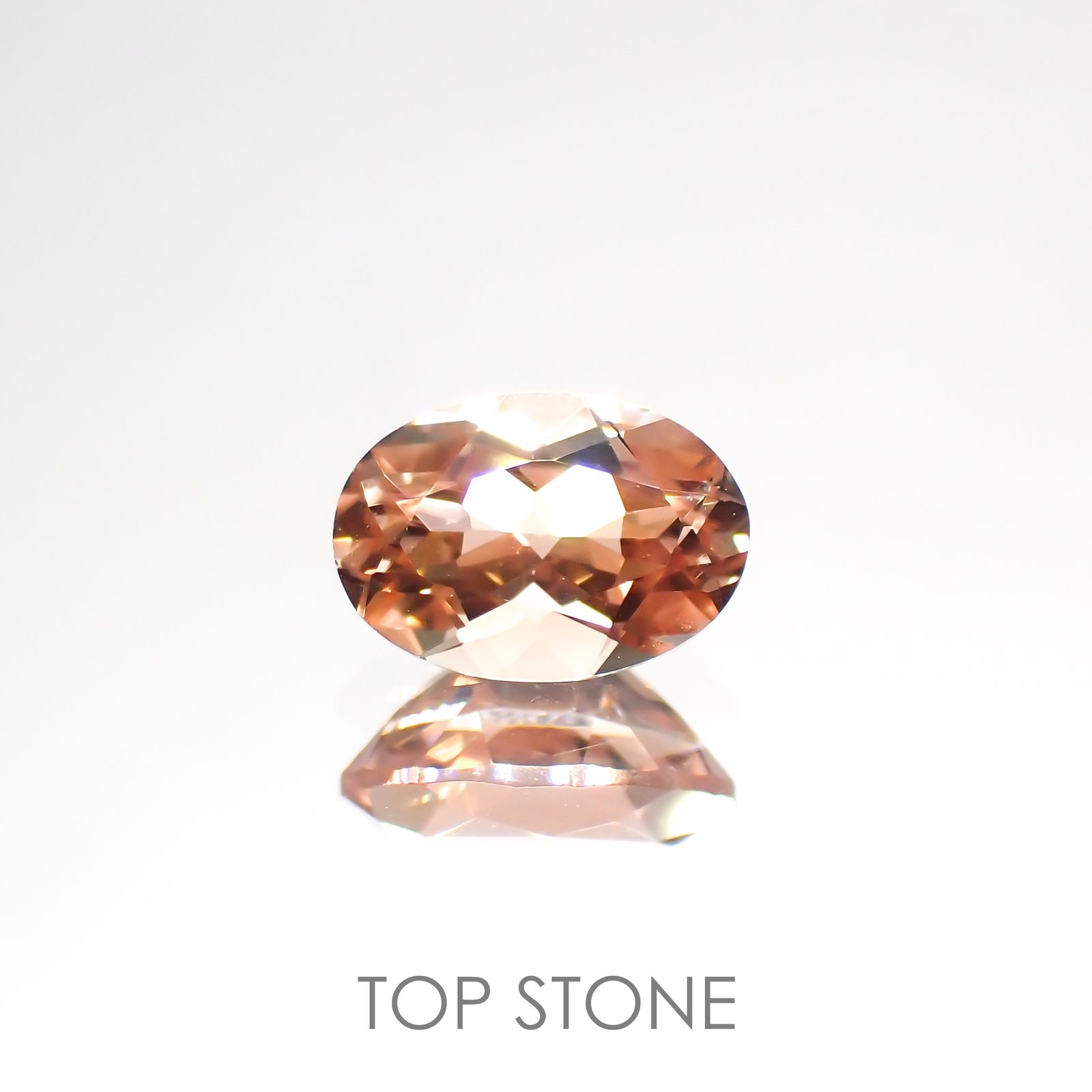 オレゴンサンストーン(宝石名ラブラドライト) アメリカ・オレゴン州産 0.58ct 識別済[20128875]6.5×4.5mm前後