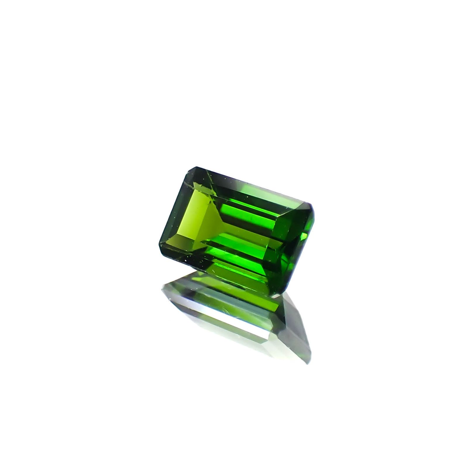 クロムダイオプサイド(宝石名クロム・ダイオプサイド)ロシア産 0.66ct 識別済[250430280]6.2x4mm前後