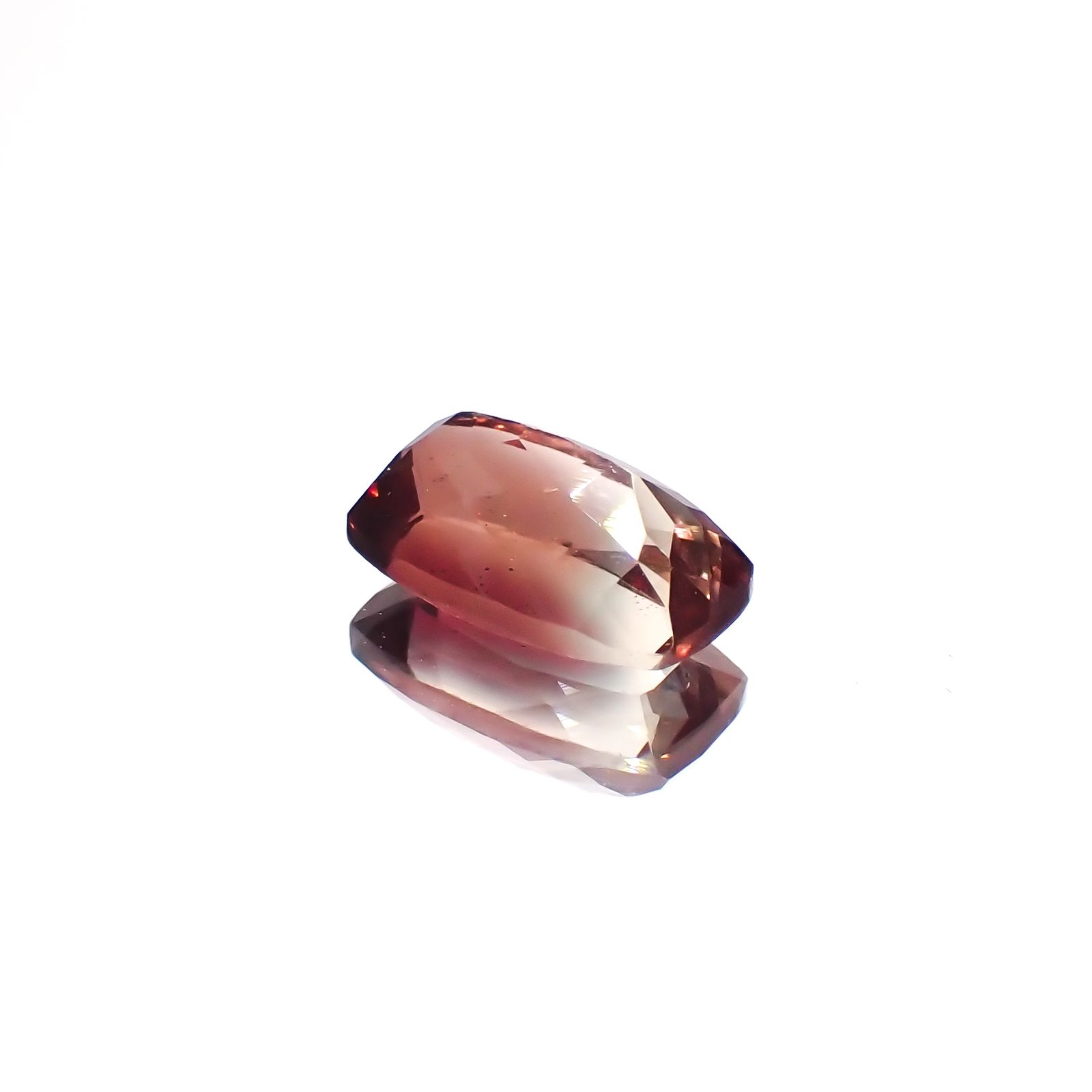 パーティカラーオレゴンサンストーン アメリカ・オレゴン州産 2.11ct[230722832]10.3x6.3mm前後