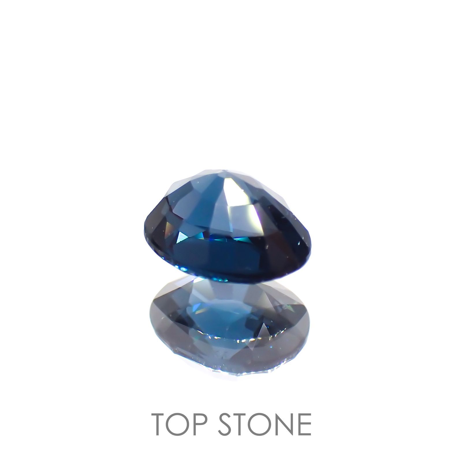 コバルトブルースピネル(宝石名ブルー・スピネル) スリランカ産 1.378ct 日独鑑付[20062926]7.1×5.8mm前後