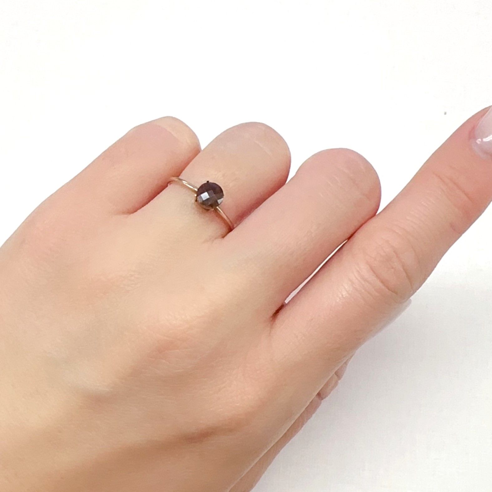 ◇チェッカーカット◇レインボーガーネット 日本・奈良県産 0.92ct[240125536]5.4x5.4mm前後