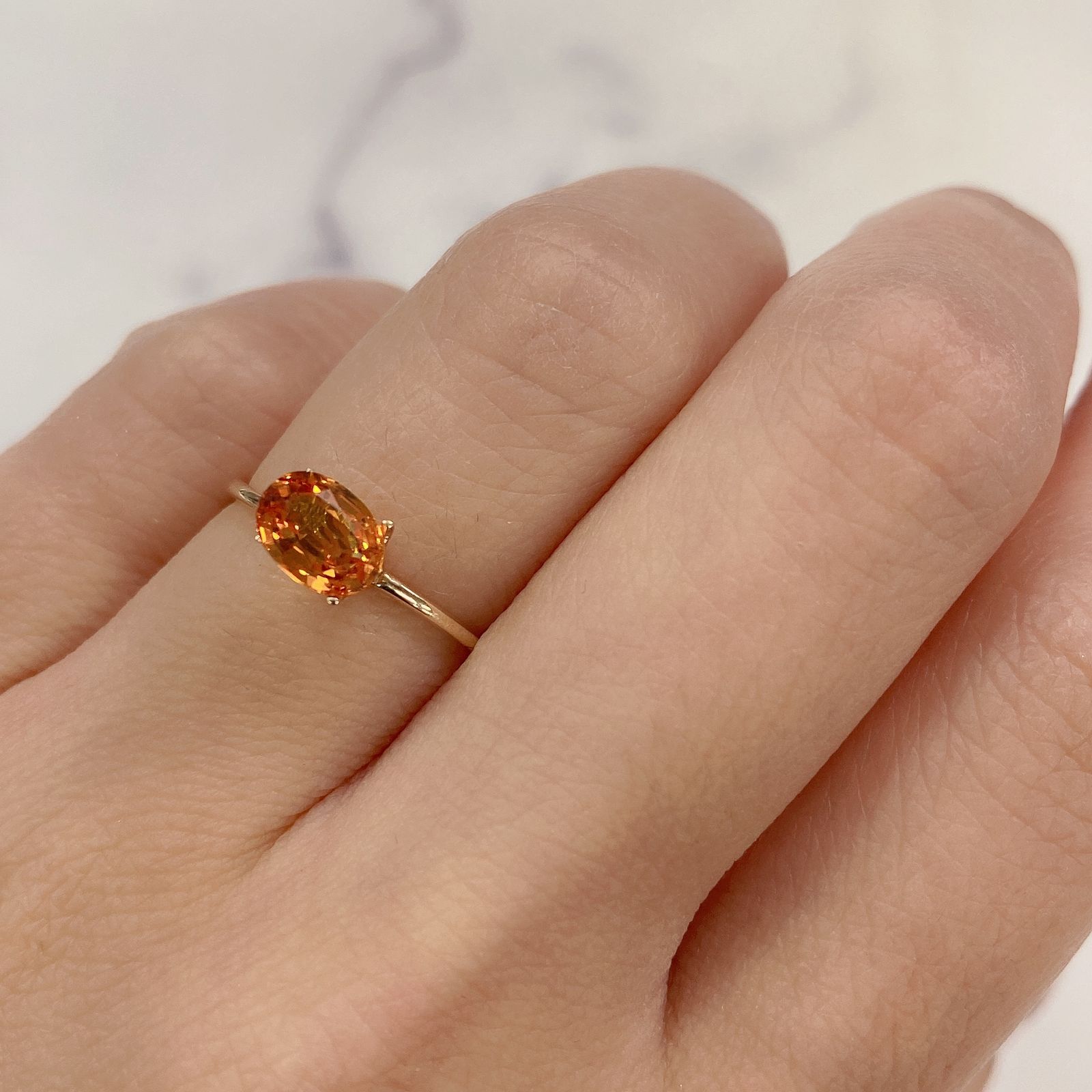 スペサルティンガーネット マンダリンオレンジカラー(宝石名スペサルティン・ガーネット) ナイジェリア産 1.01ct 識別済[20128095]6.8×5.1mm前後